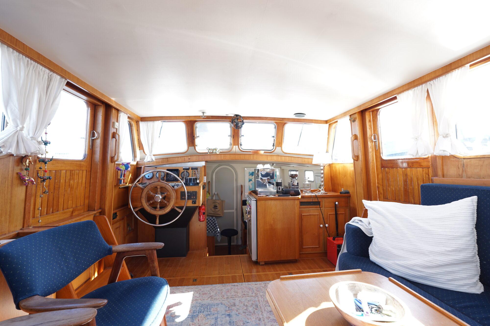 Pieter Beeldsnijder Pieter Beeldsnijder Rondspantkotter 12.85 AK