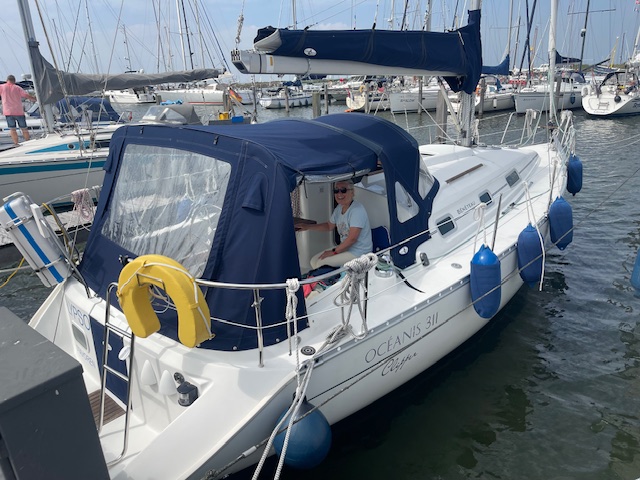 Beneteau Oceanis Clipper 311
