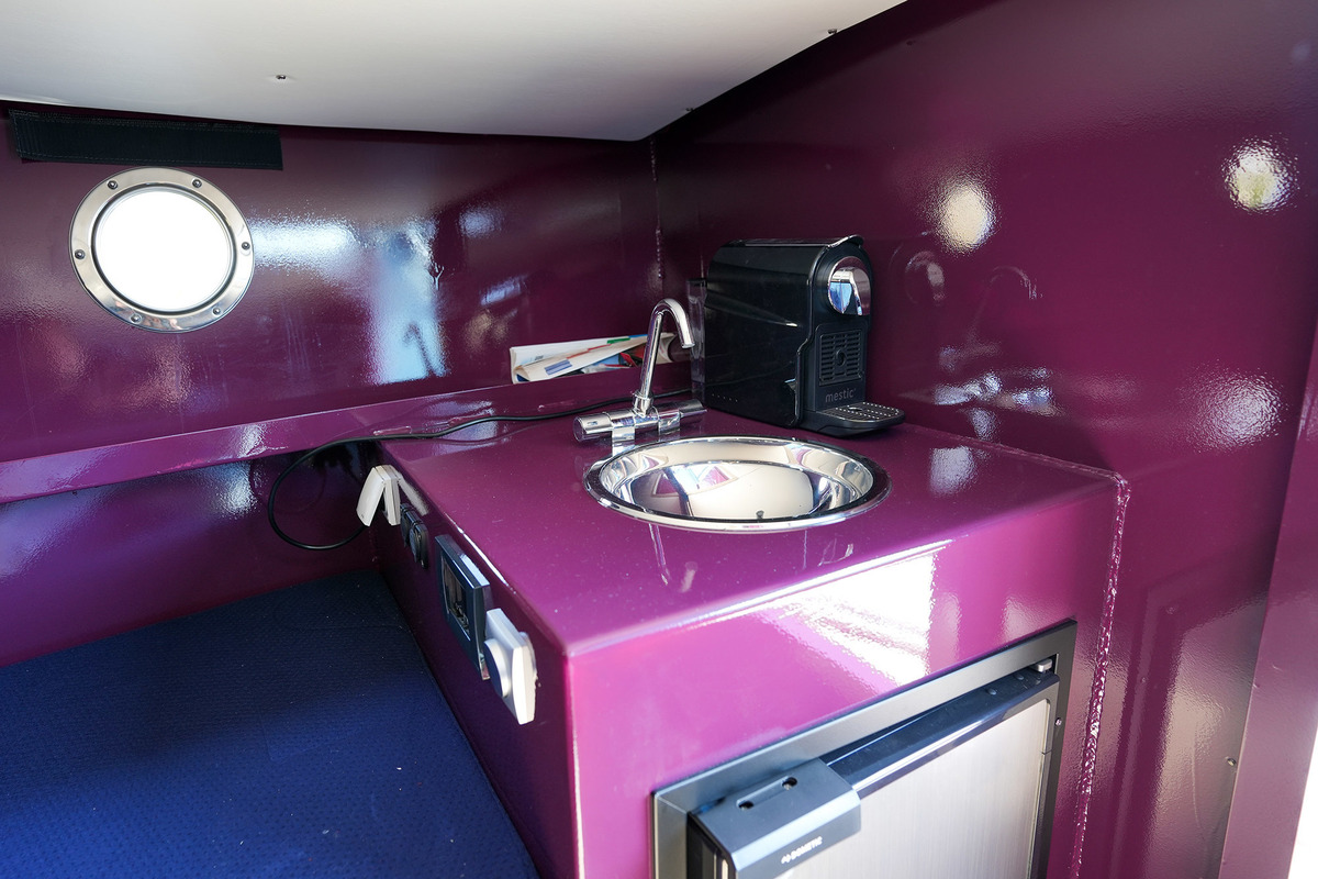 Waterman 8.0 Cabin