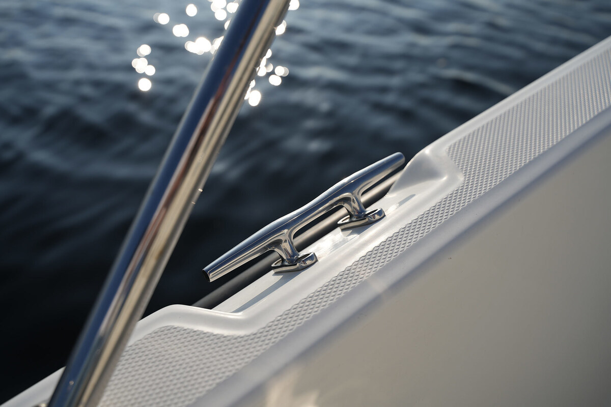 Boston Whaler 230 Dauntless