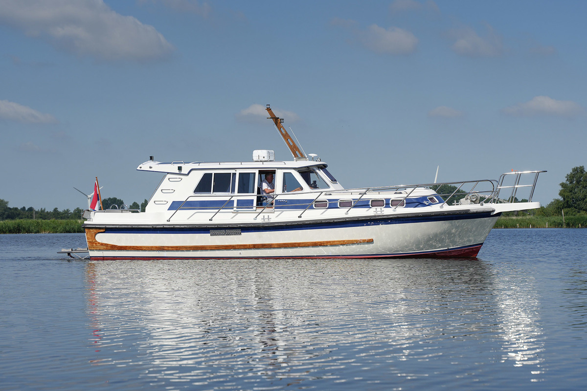 Aquastar Ocean Ranger 38