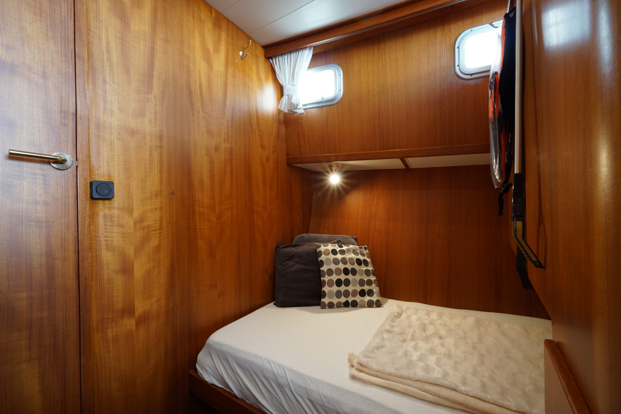 SK Kotter 12.50 Sedan