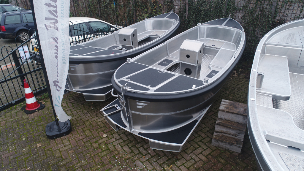 Van Vossen 550 e sloep