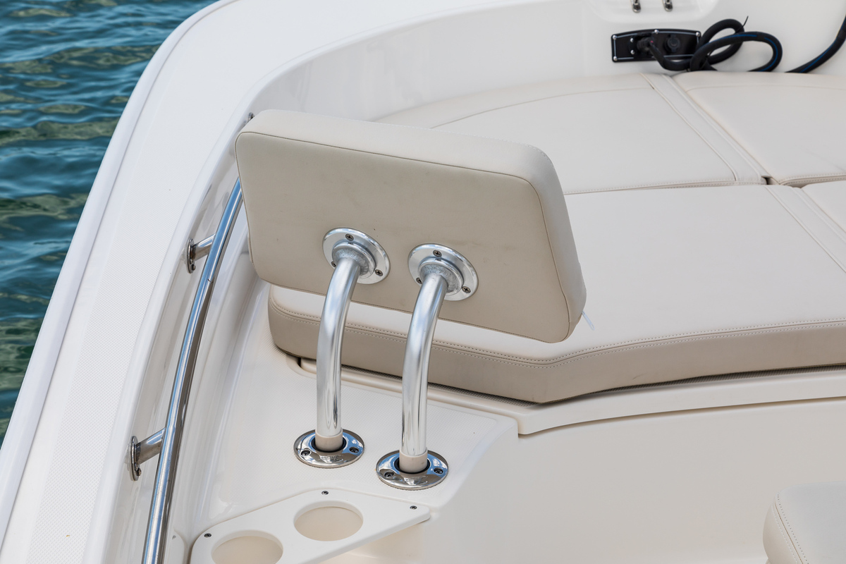 Boston Whaler 210 Montauk