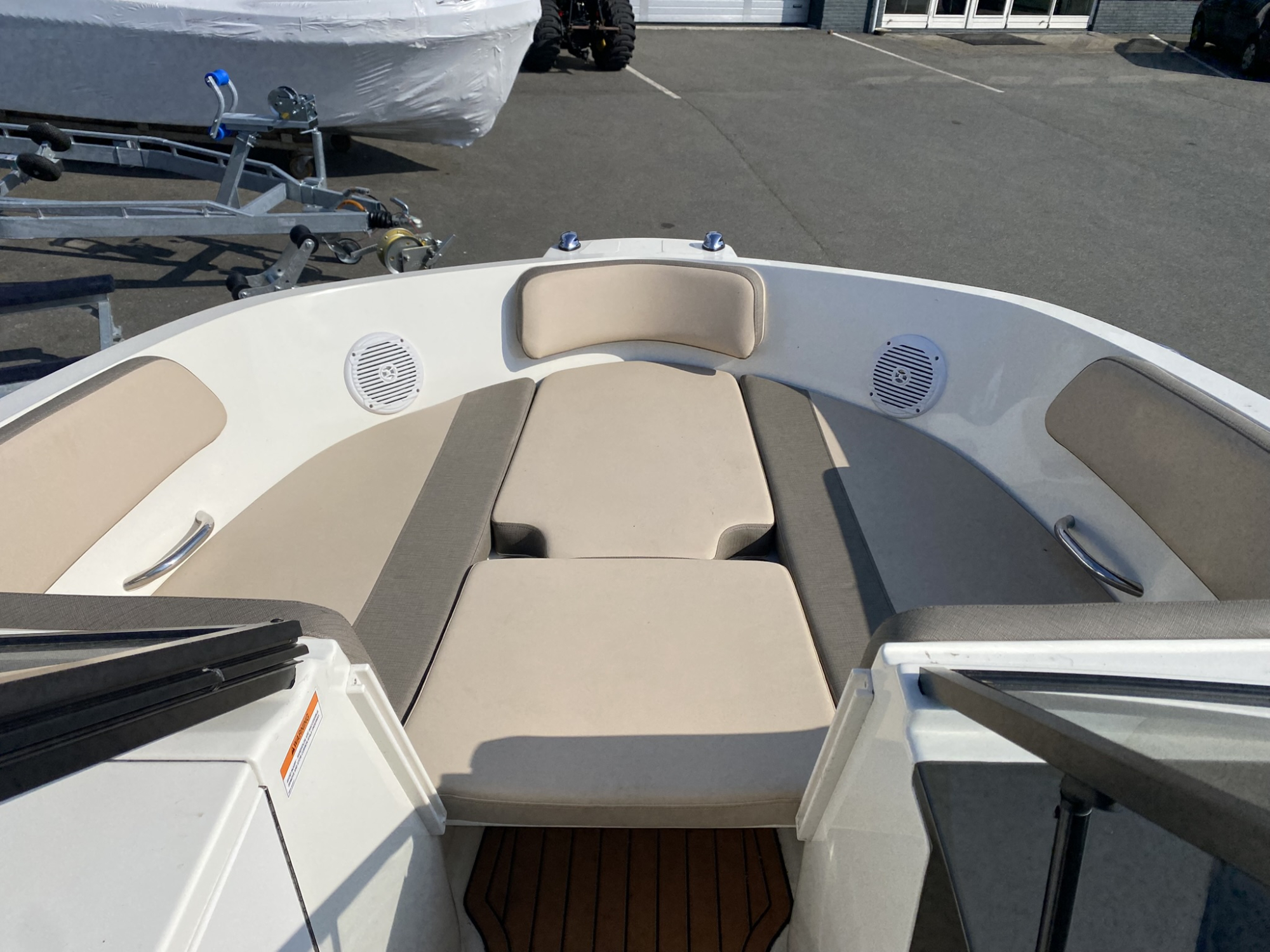Bayliner VR6 met Mercruiser 4.5L 250 pk -  bouwjaar 2020
