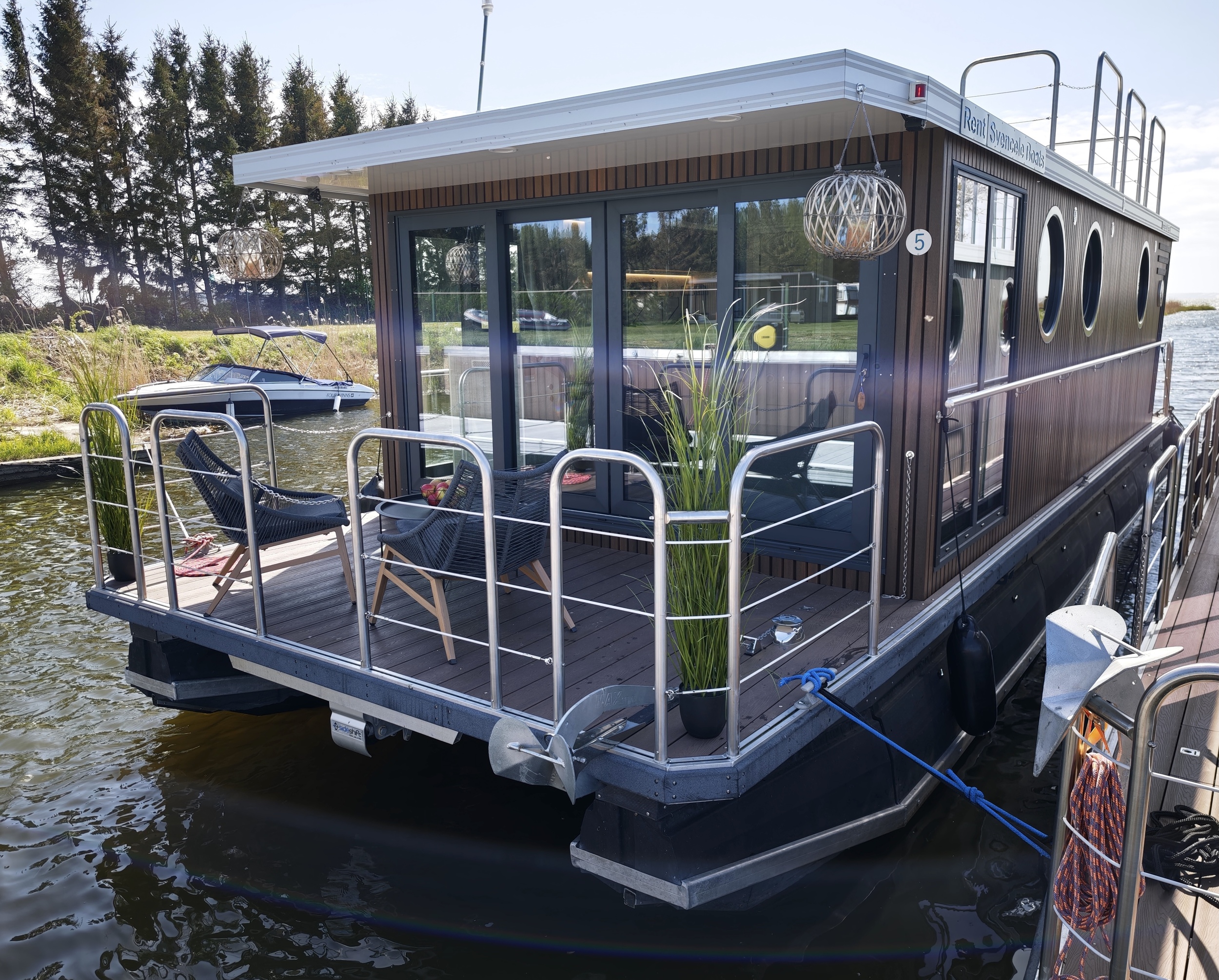 Nordic Season DEMO NS 40 Eco 36m2 Houseboat