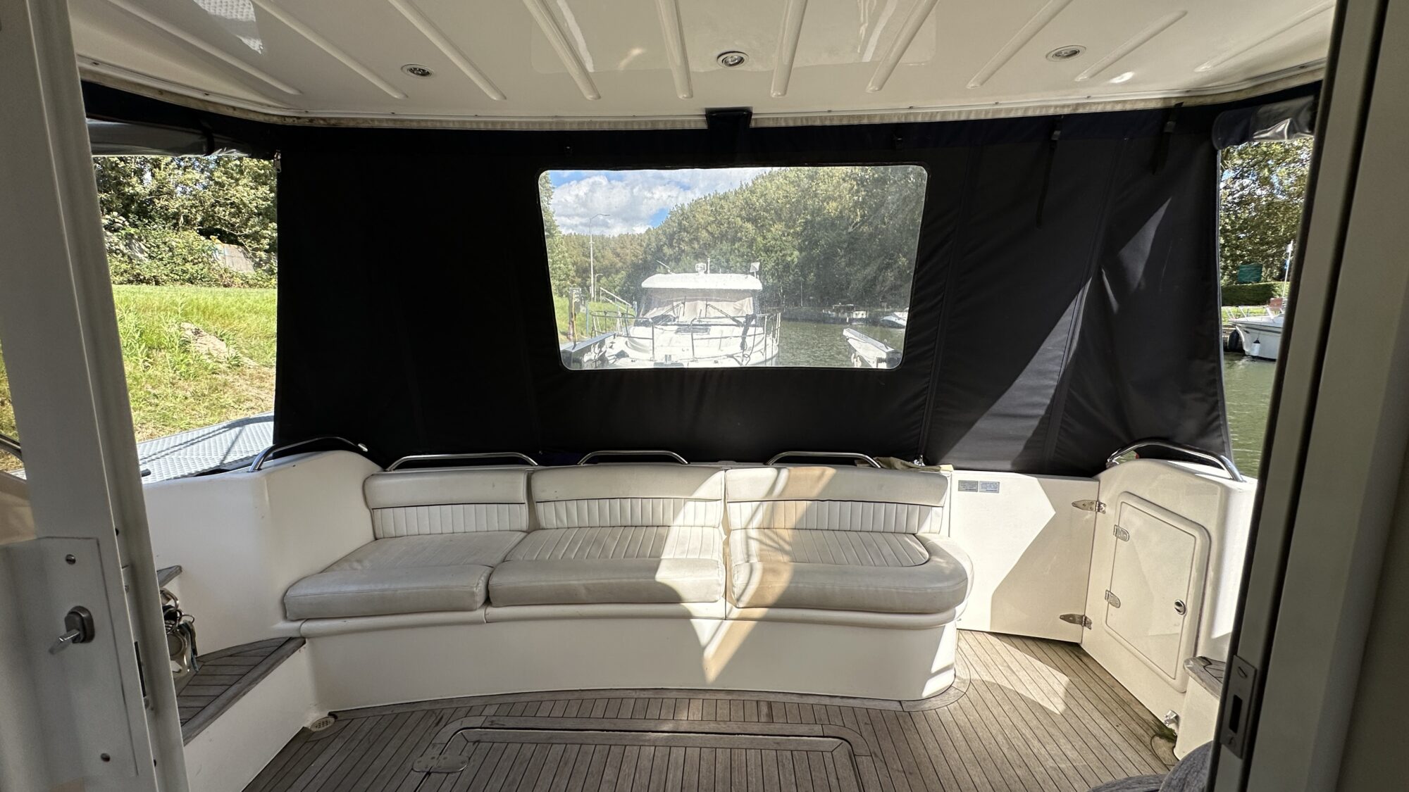 Fairline Phantom 40 Flybridge