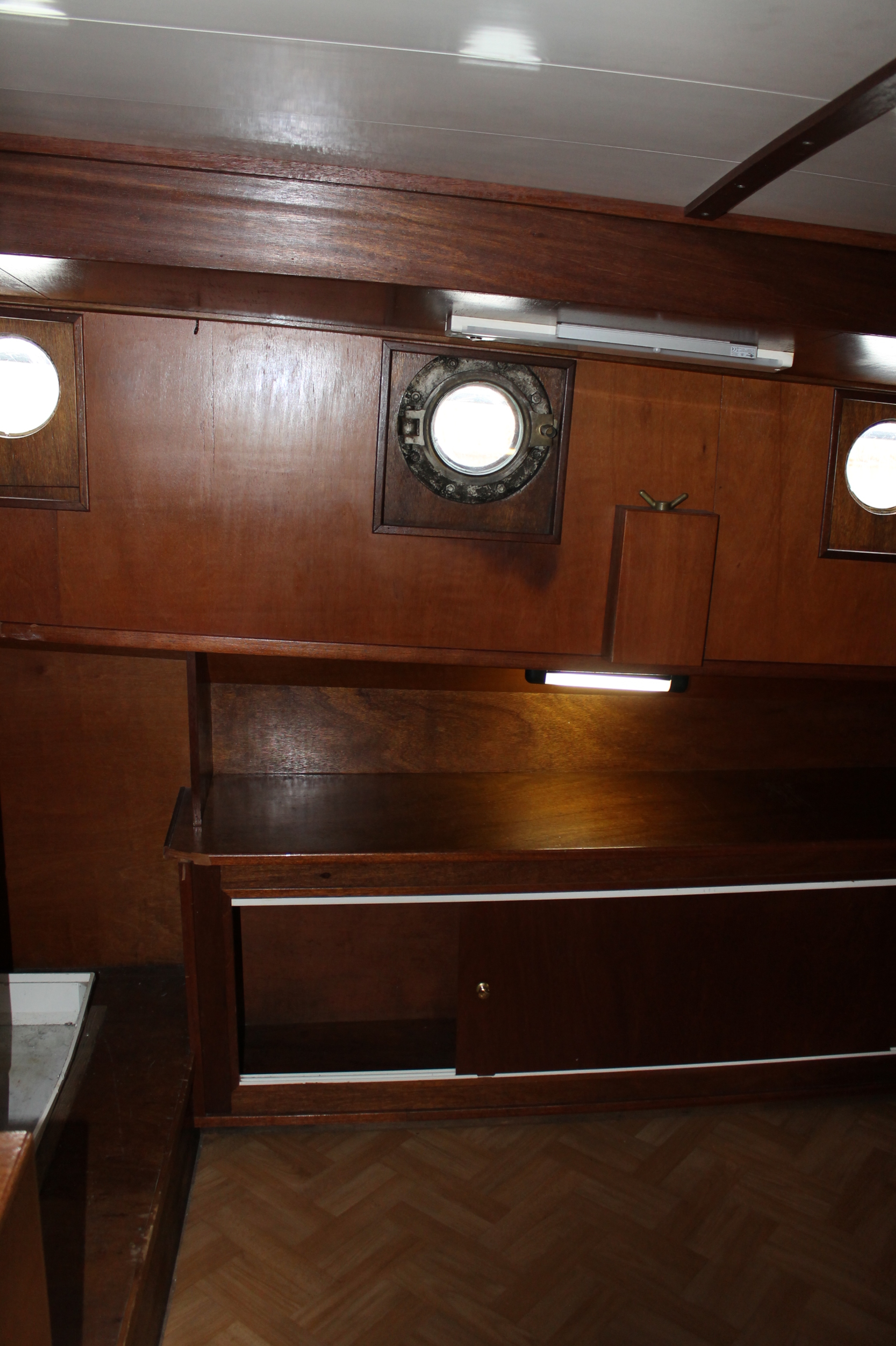 Tjalk Varend Woonschip 19.99