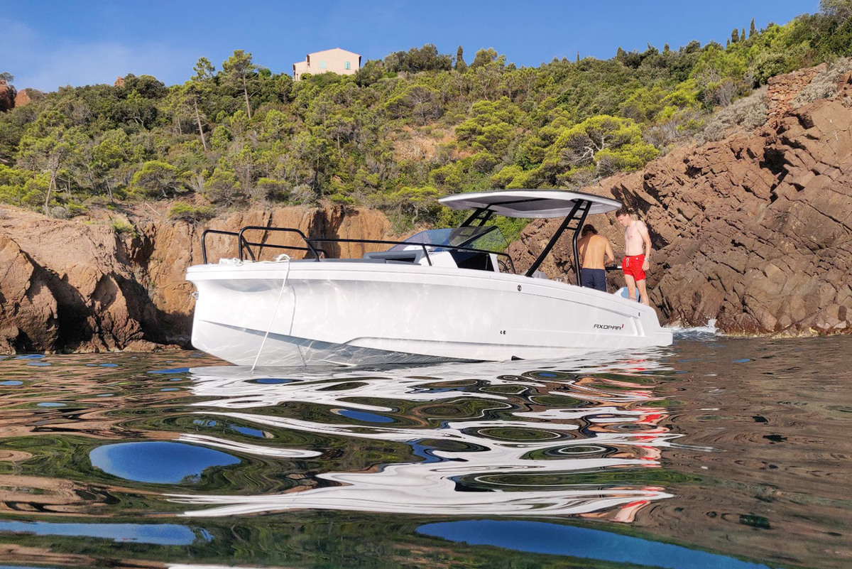 Axopar 25 Cross Bow & Cross Top