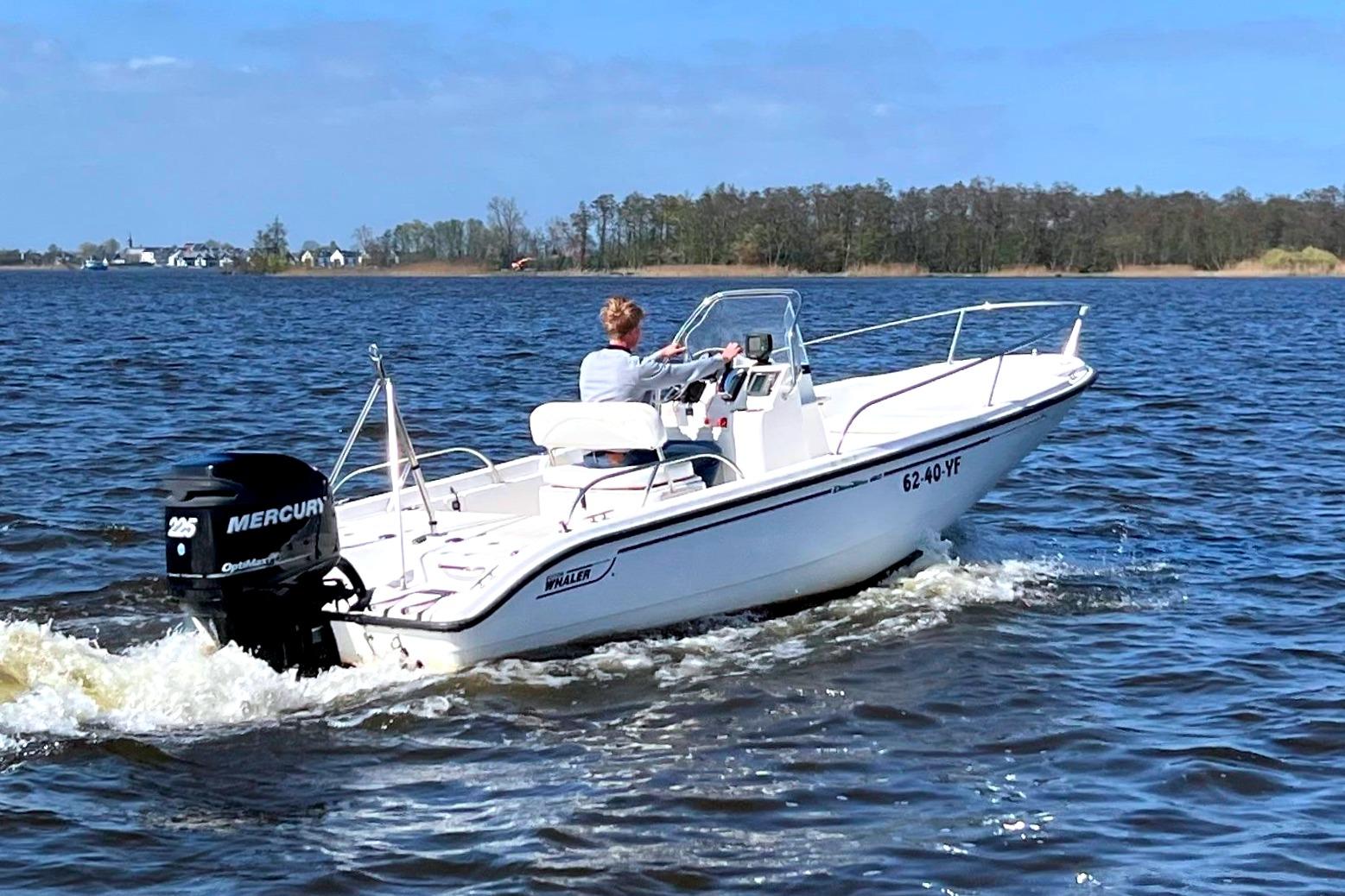 Boston Whaler 180 Dauntless