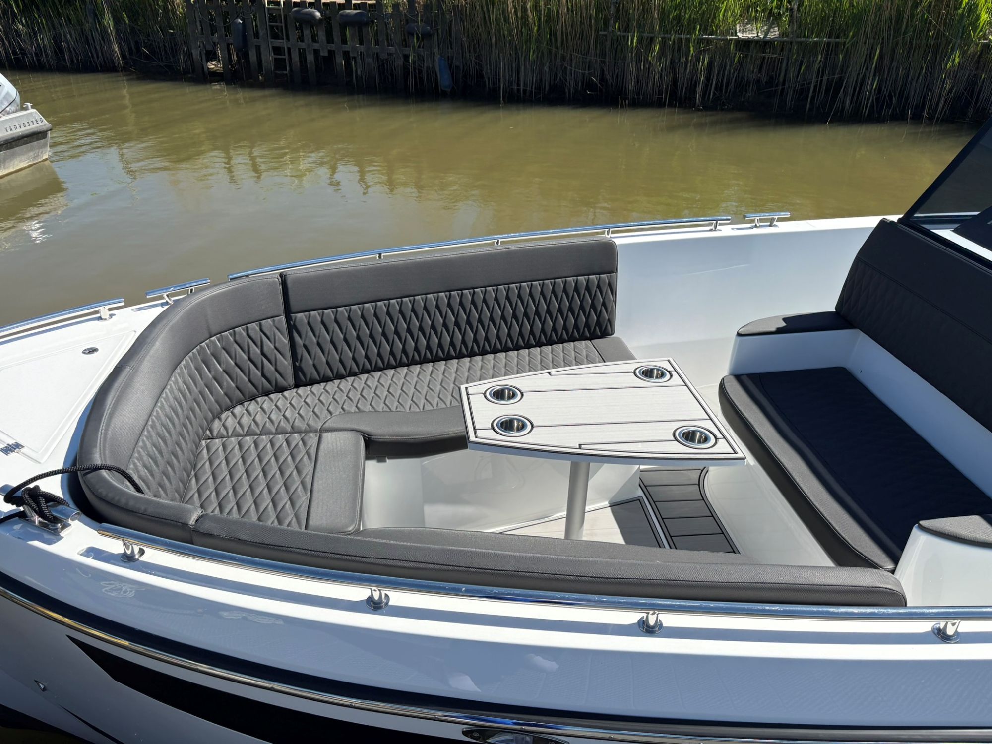 Maxima Boats 800 sport met een Honda 250 pk