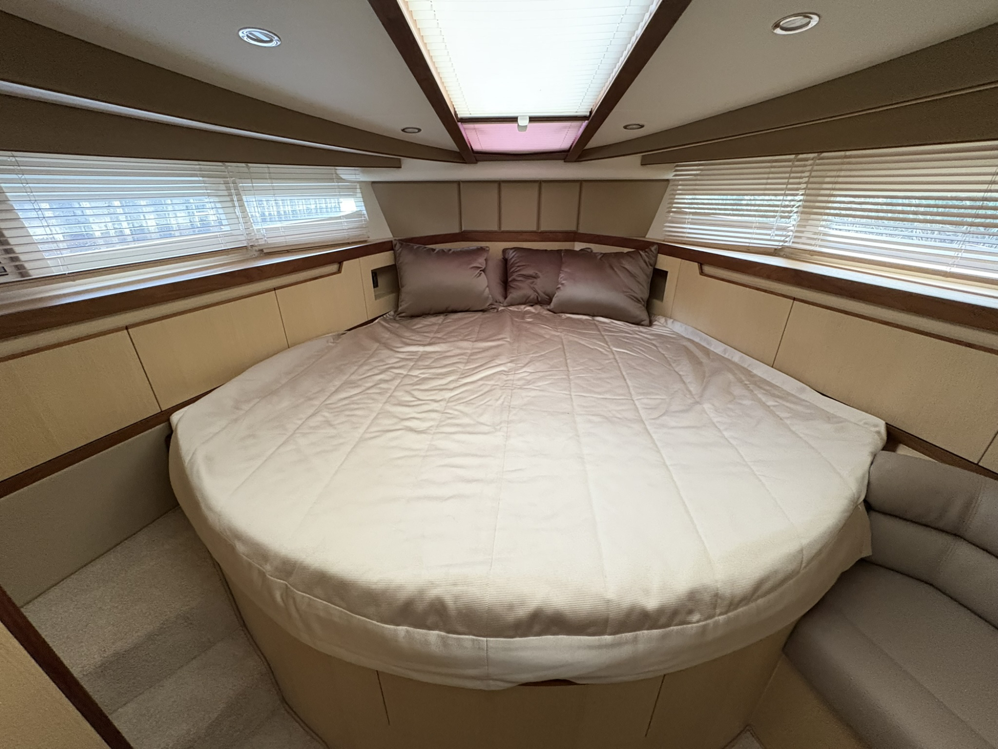 Galeon Yachts Galeon 405 HTL met 2x Volvo Penta D4 260 pk