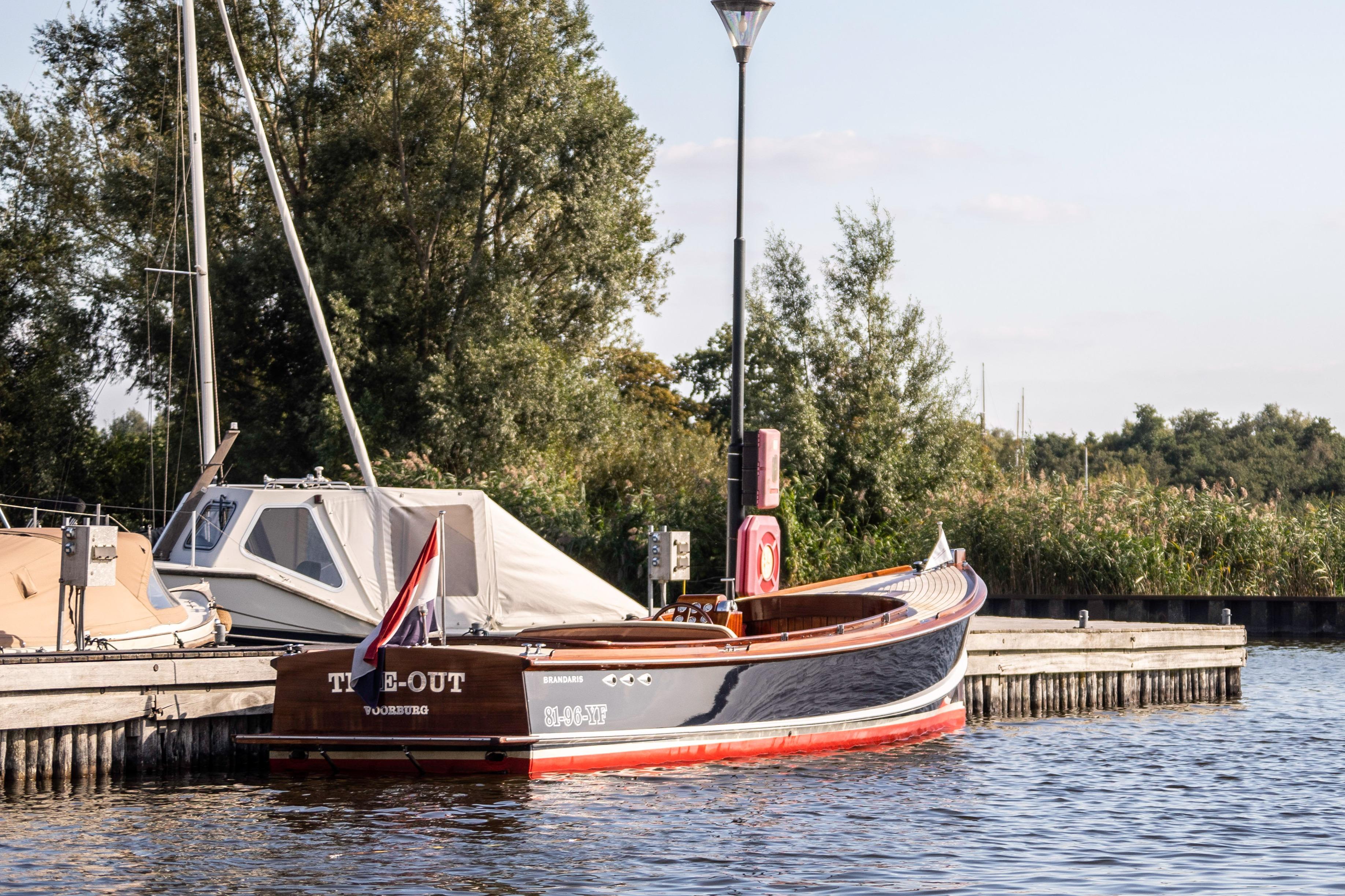 Brandaris Barkas 845