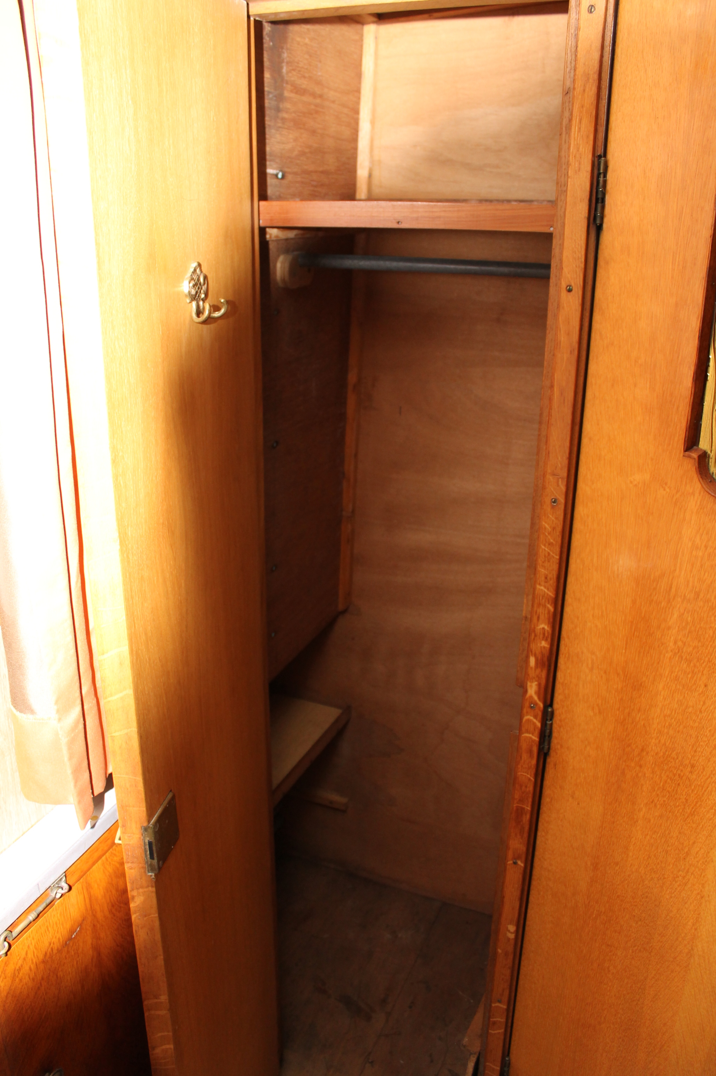 Tjalk Varend Woonschip 19.99