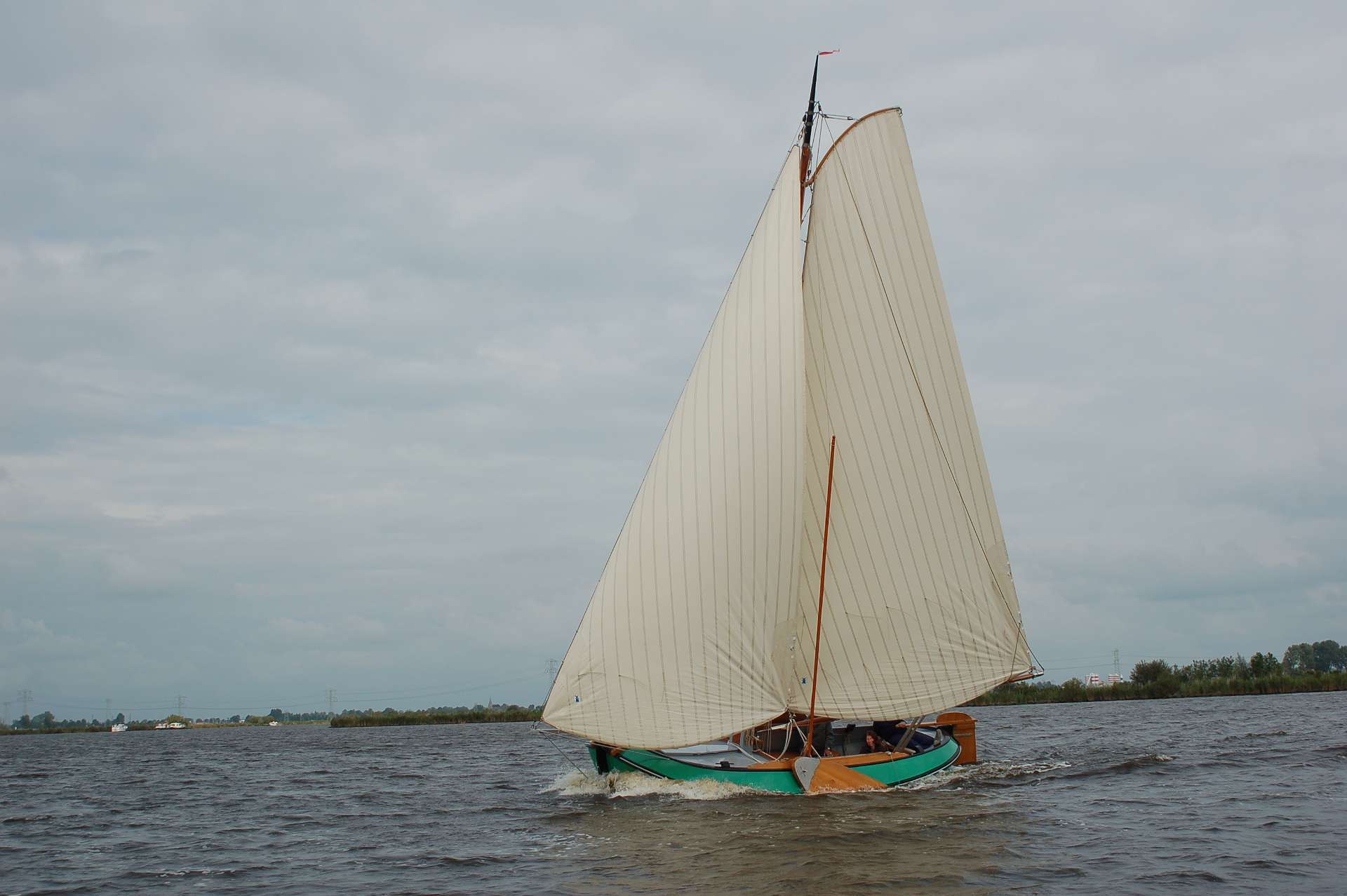 Fries Jacht 7.10 hoofdfoto: 1