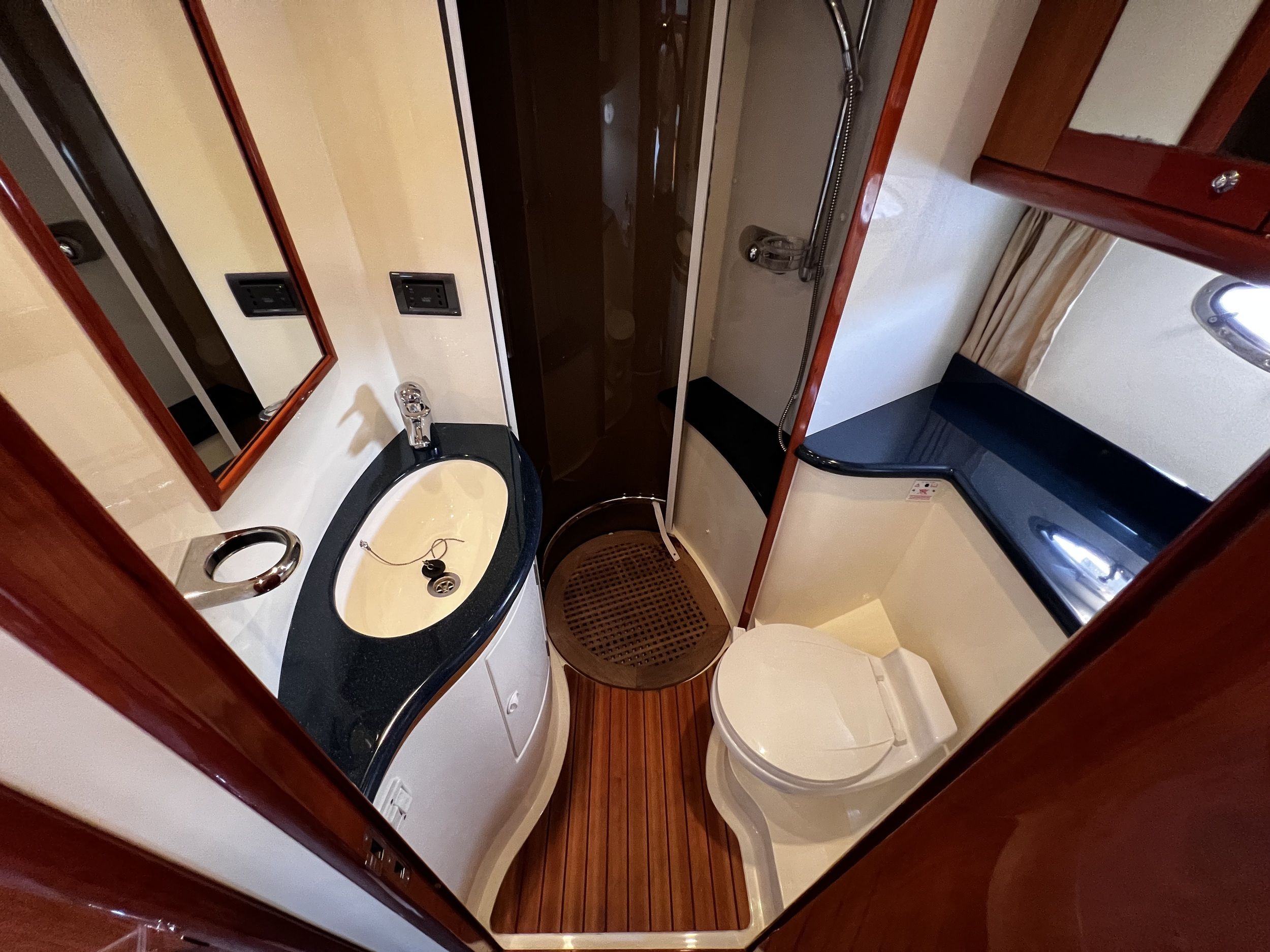 Sunseeker Camargue 50