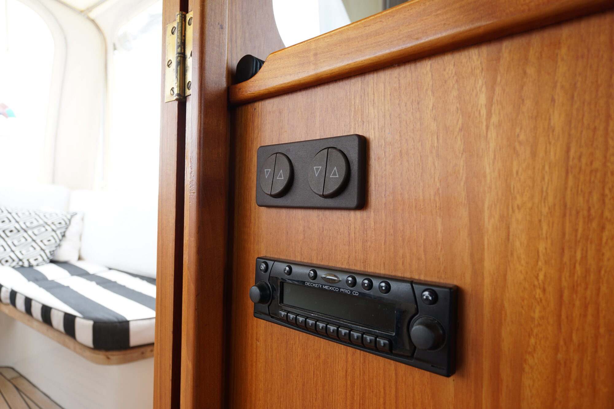 SK Kotter 12.50 Sedan