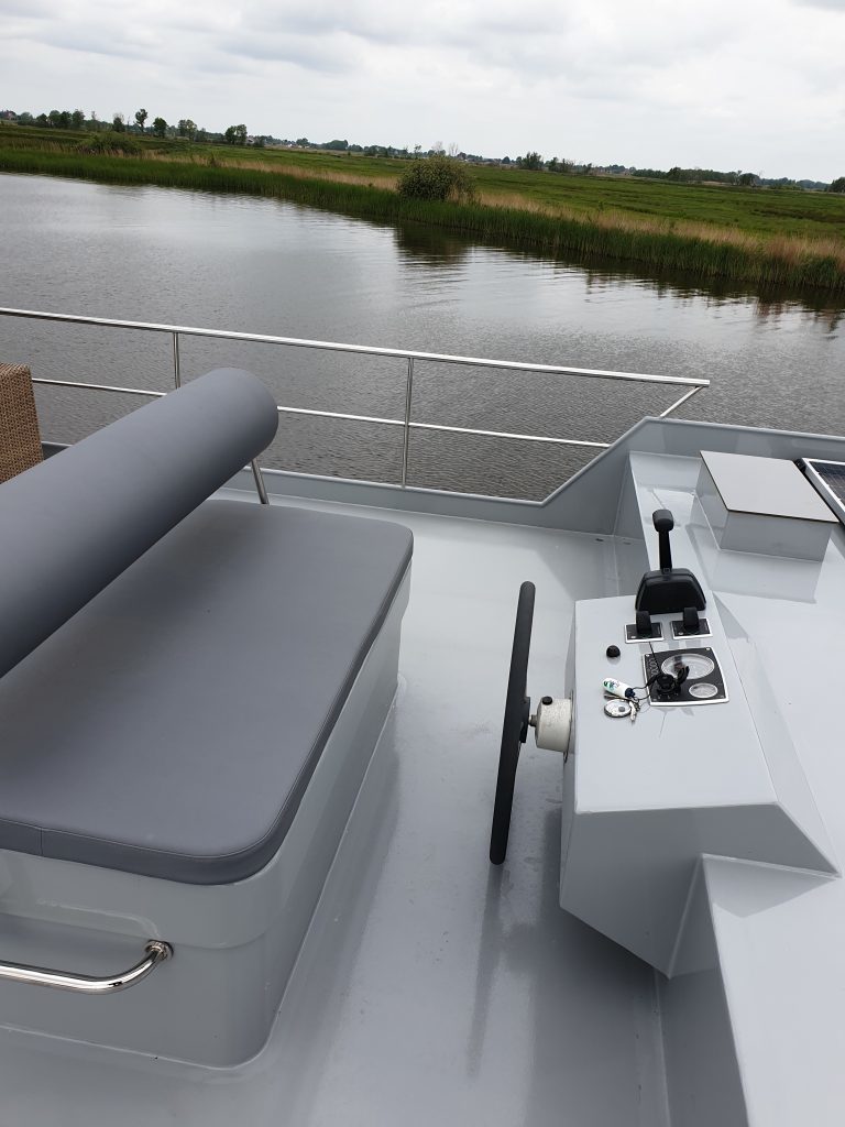 Houseboat Friesland 12.75 X 4.50 (inboard Engine)