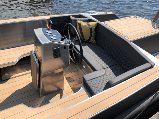 Van Vossen 777 Tender Sport DE GROOTSTE SLOEPENSHOWROOM VAN NEDERLAND