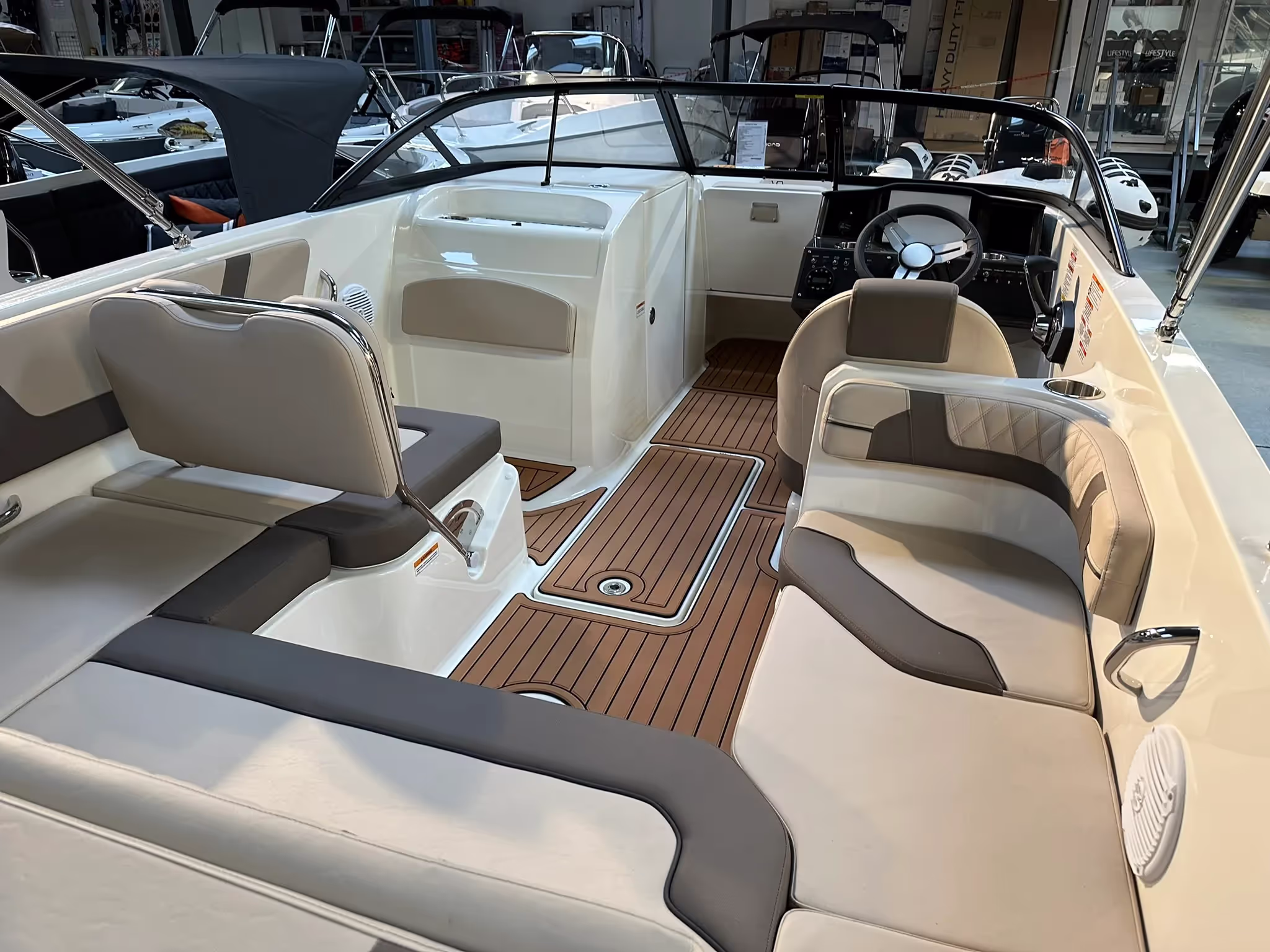 Bayliner VR6 Bowrider