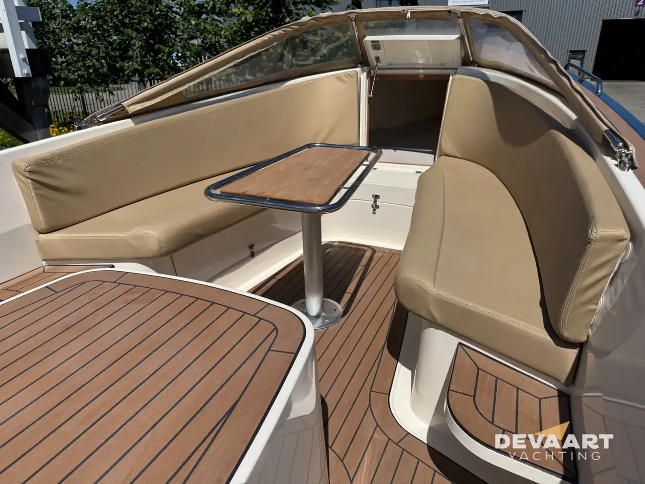 Admiral 28