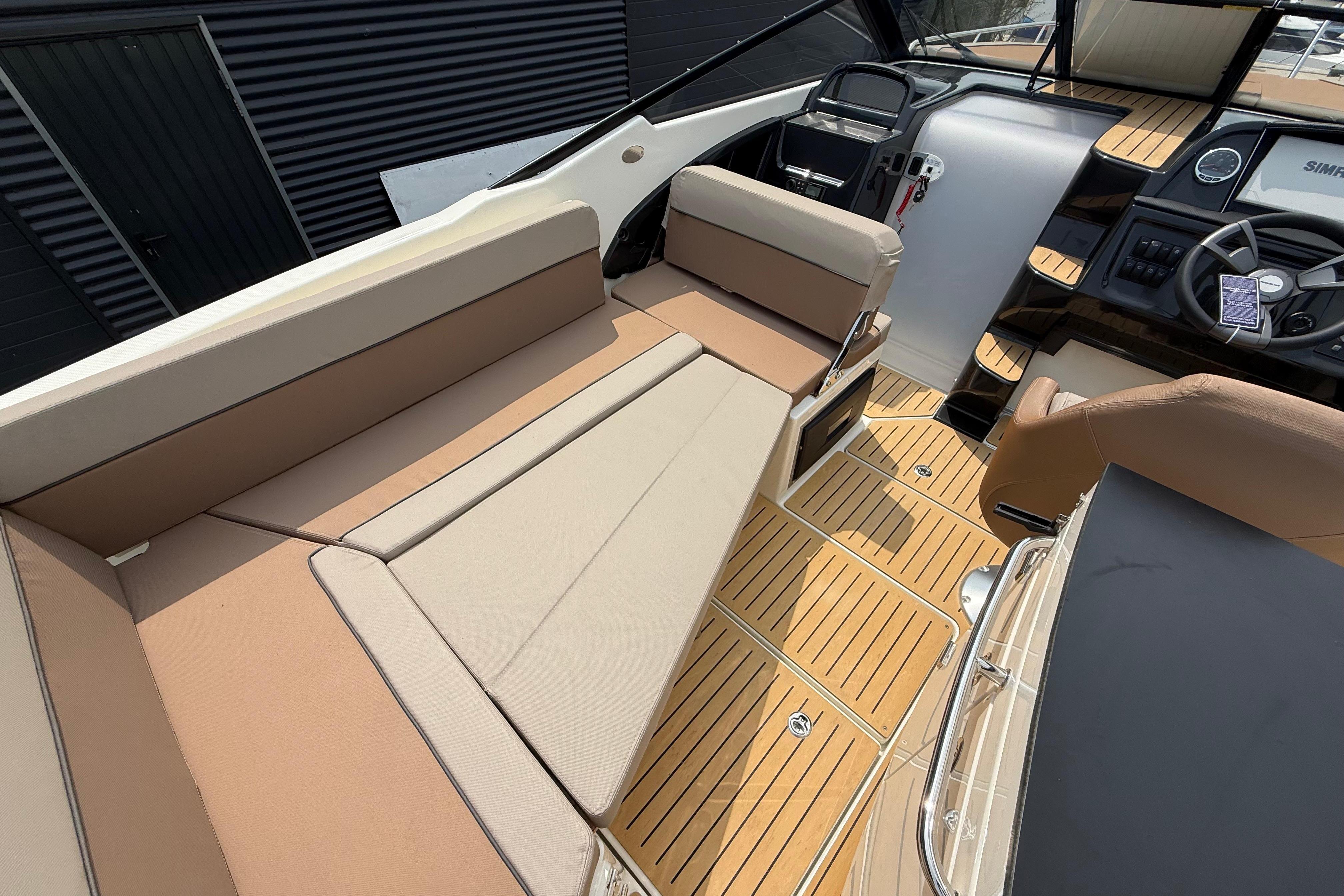 Quicksilver Activ 755 Cruiser