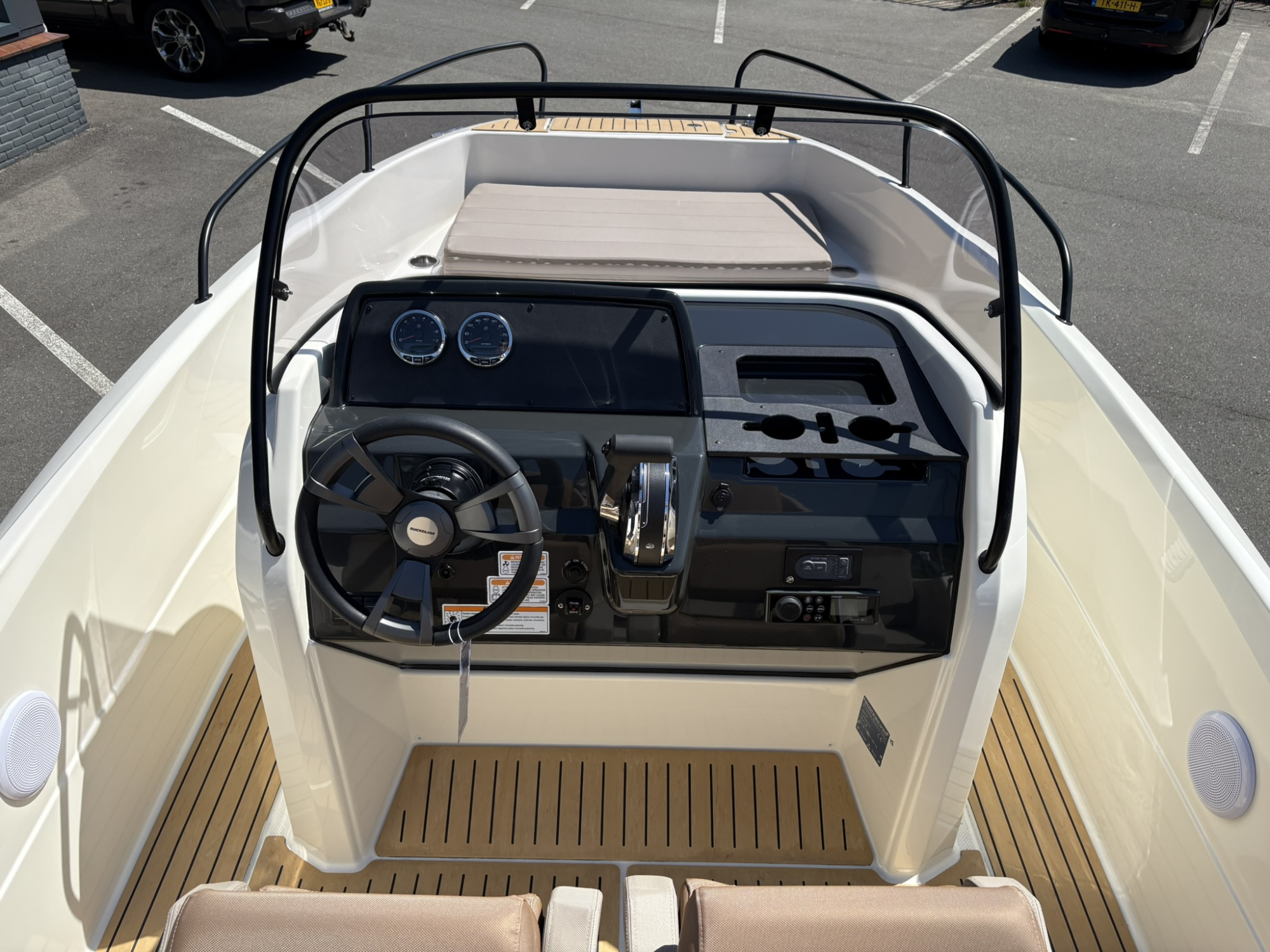 Quicksilver 605 Activ Open met Mercury 115 pk op voorraad!