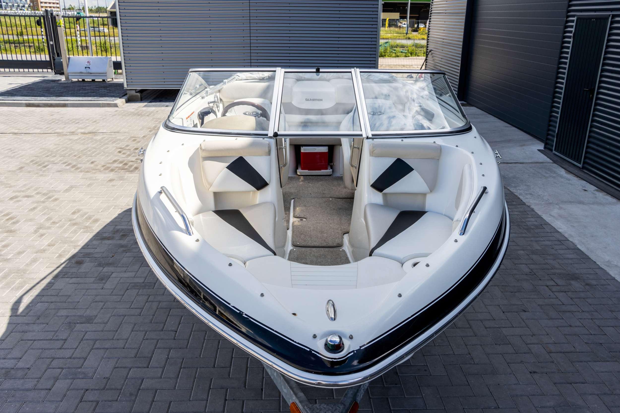 Glastron GT 185