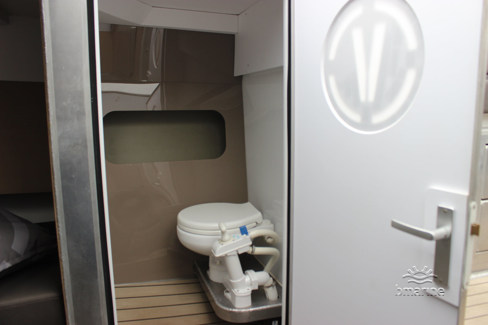 Van Vossen Tender Cabin 1000