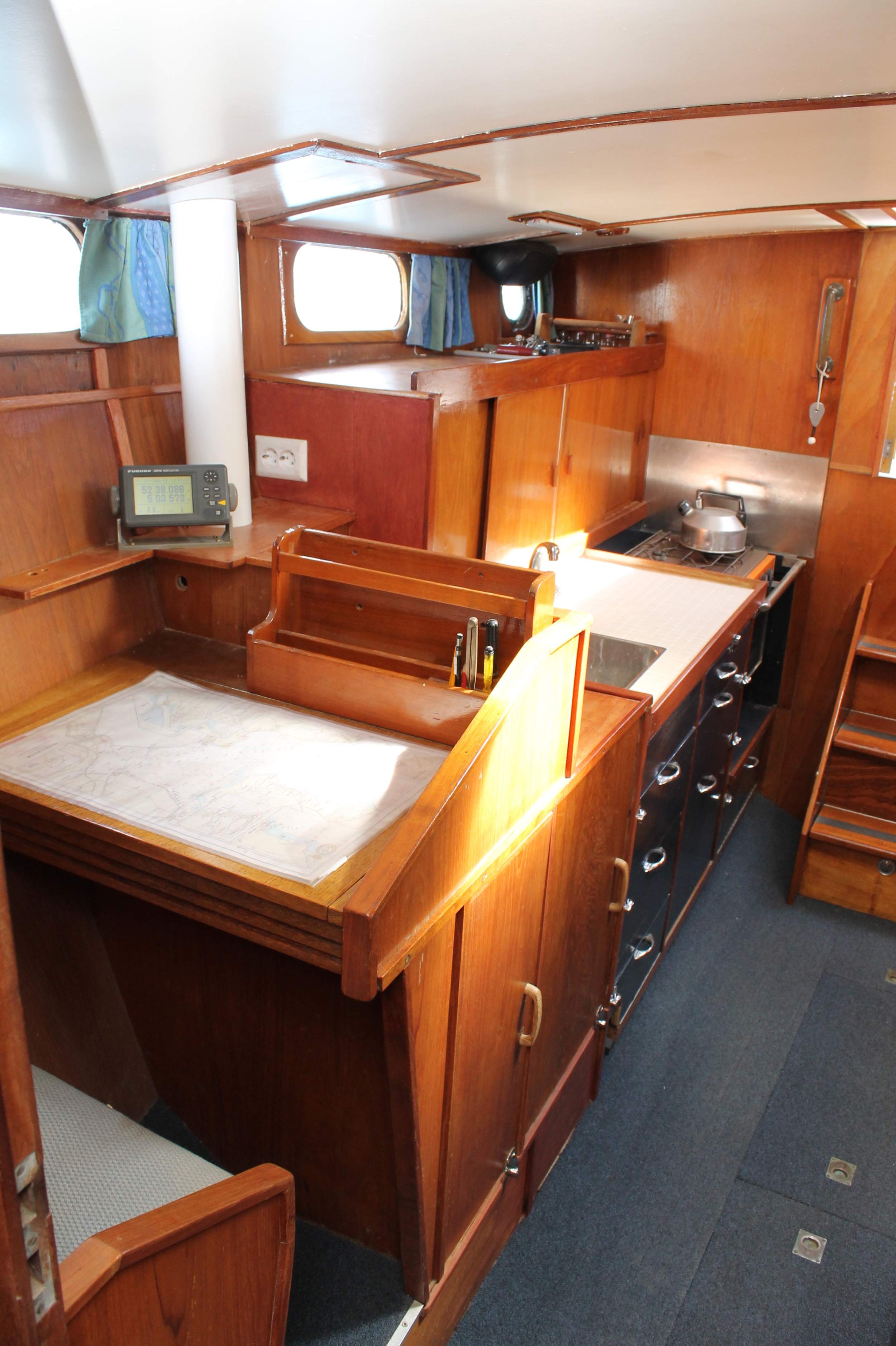 Pieter Beeldsnijder Gouwzee 3A