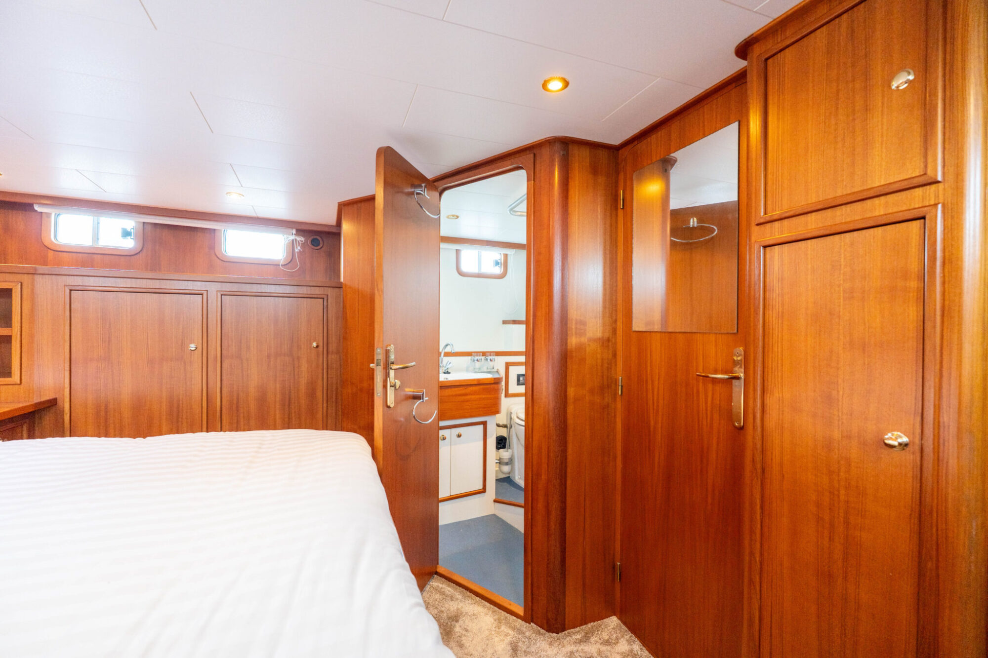 Pieter Beeldsnijder Spiegelkotter 15.00 VS