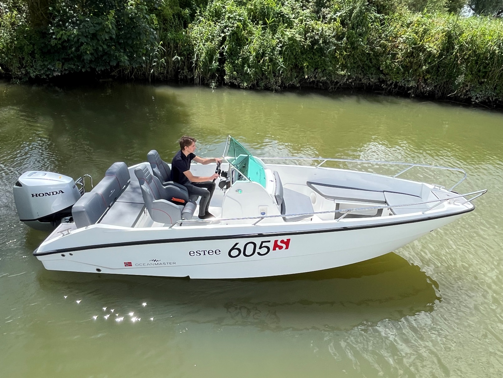Oceanmaster 605S met Honda 135 pk