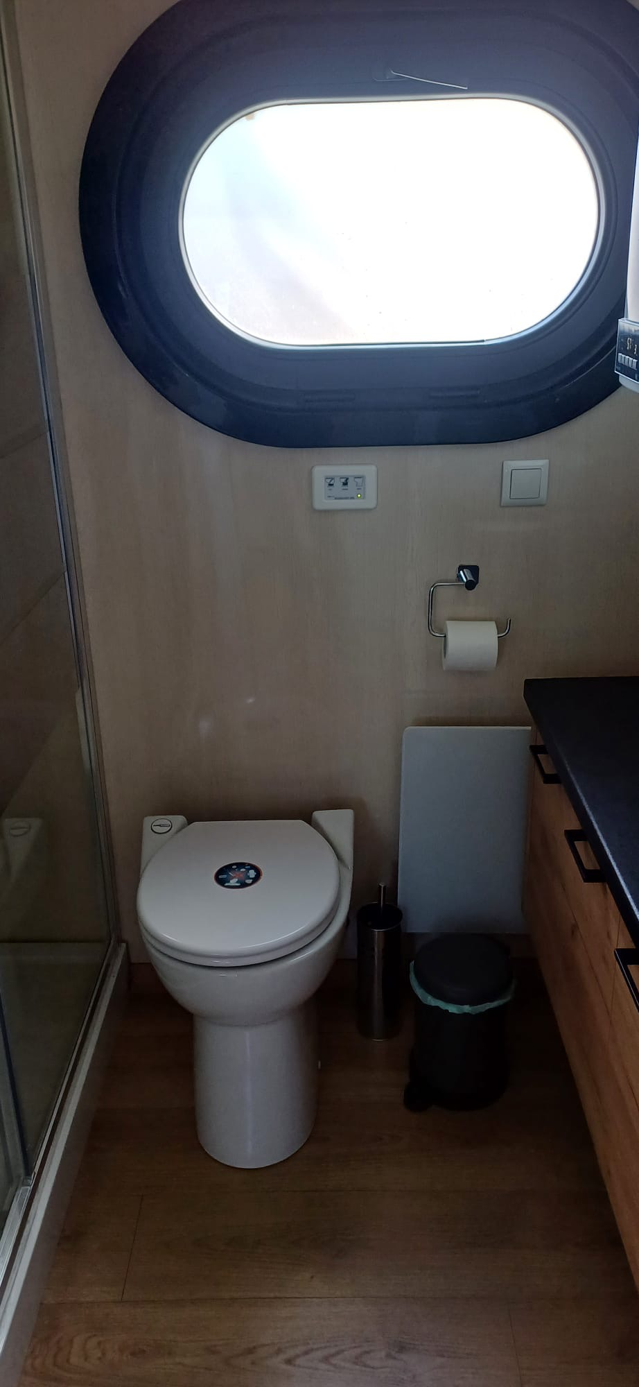 Campi 400 Houseboat Warns, Mooie Ligplaats