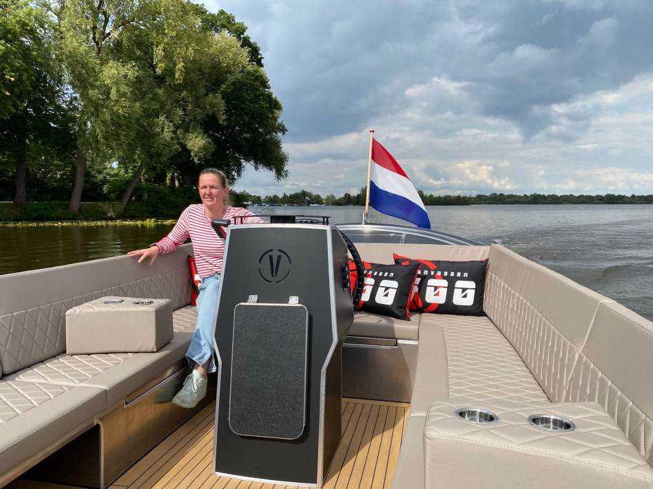 VanVossen 700 cabine sloep 