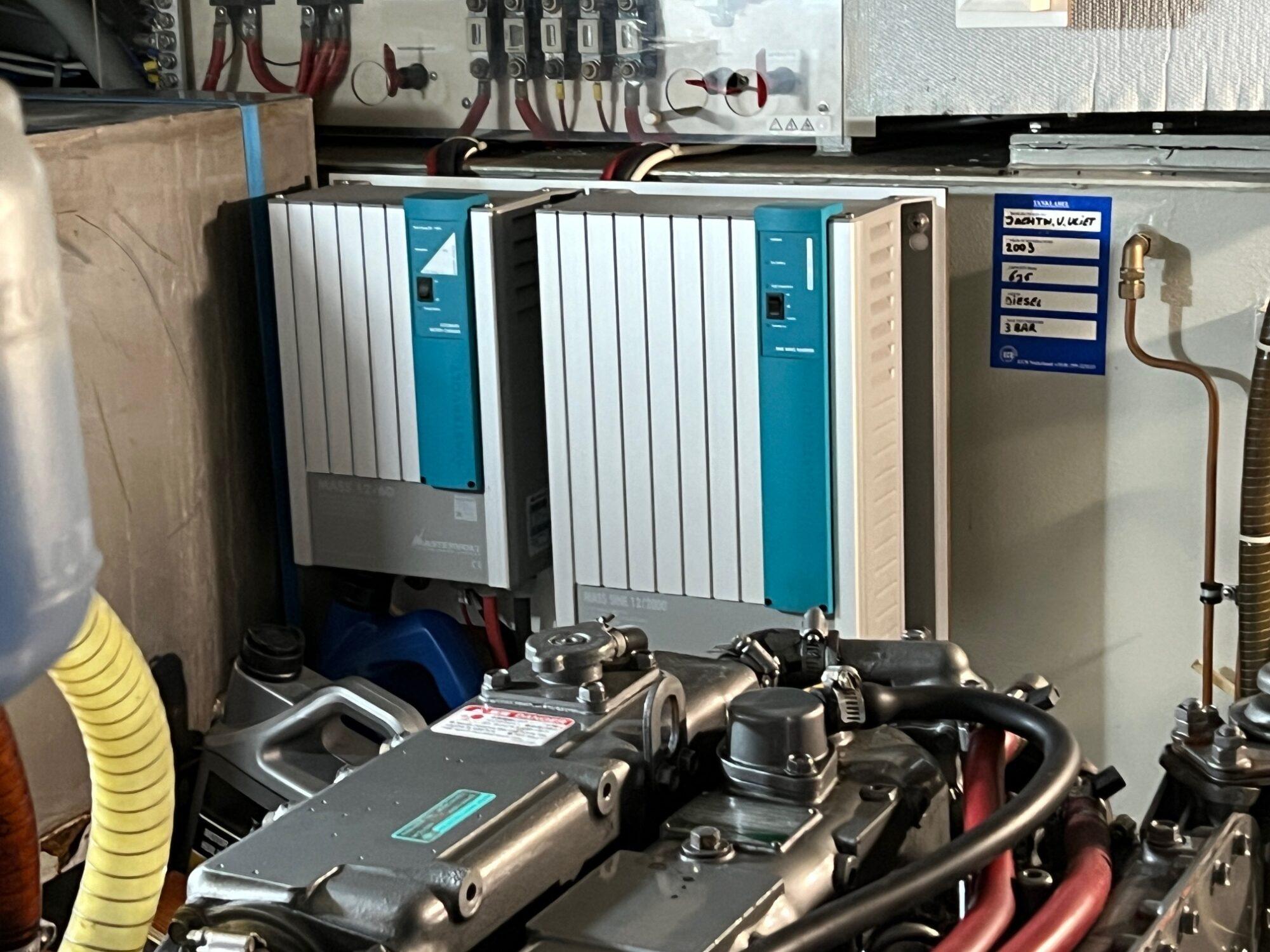 Vripack Vripack Spiegelkotter 12.00 AK Cabrio