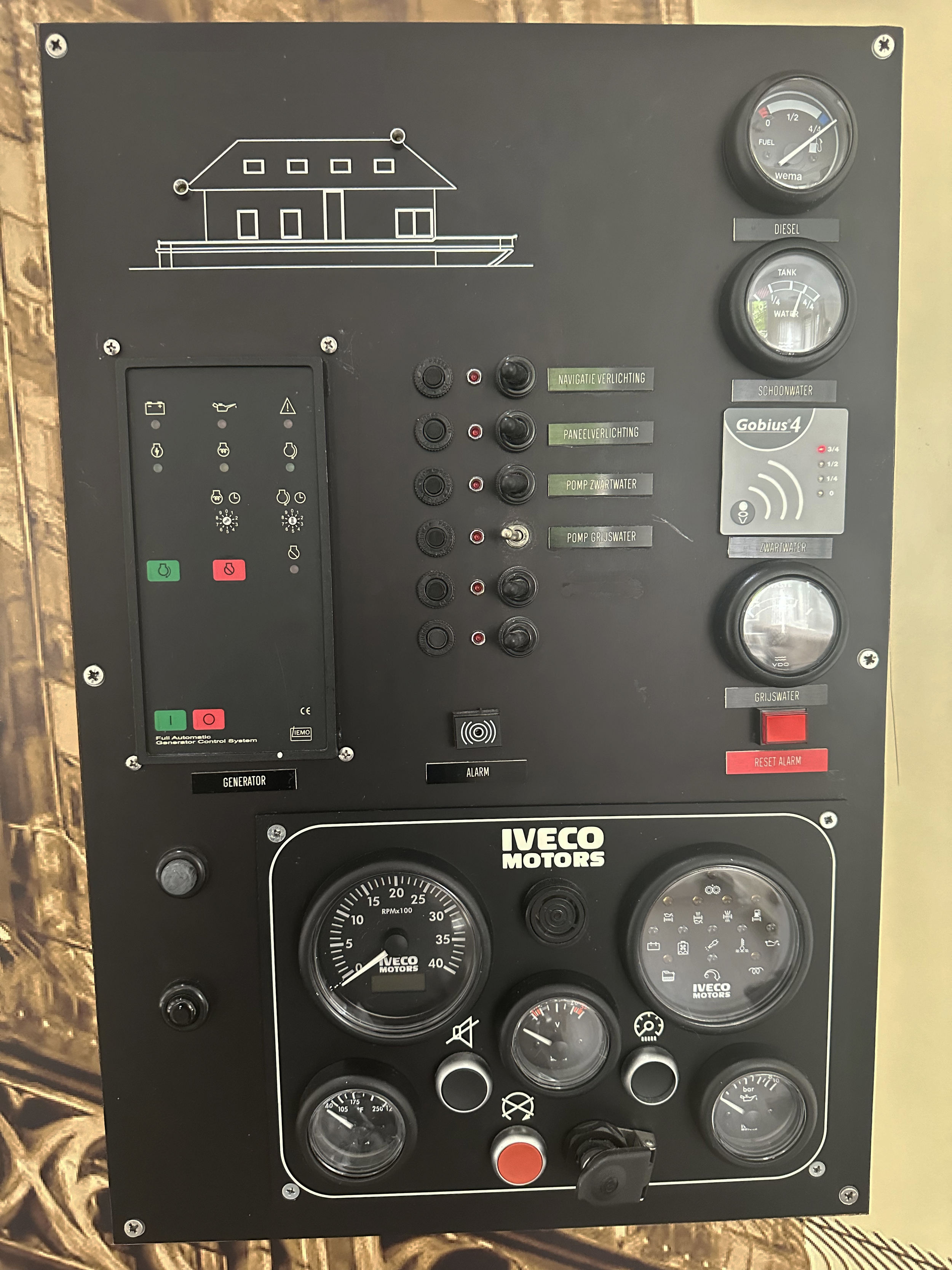 PRINS HOMESHIP 1350 Houseboat Flark