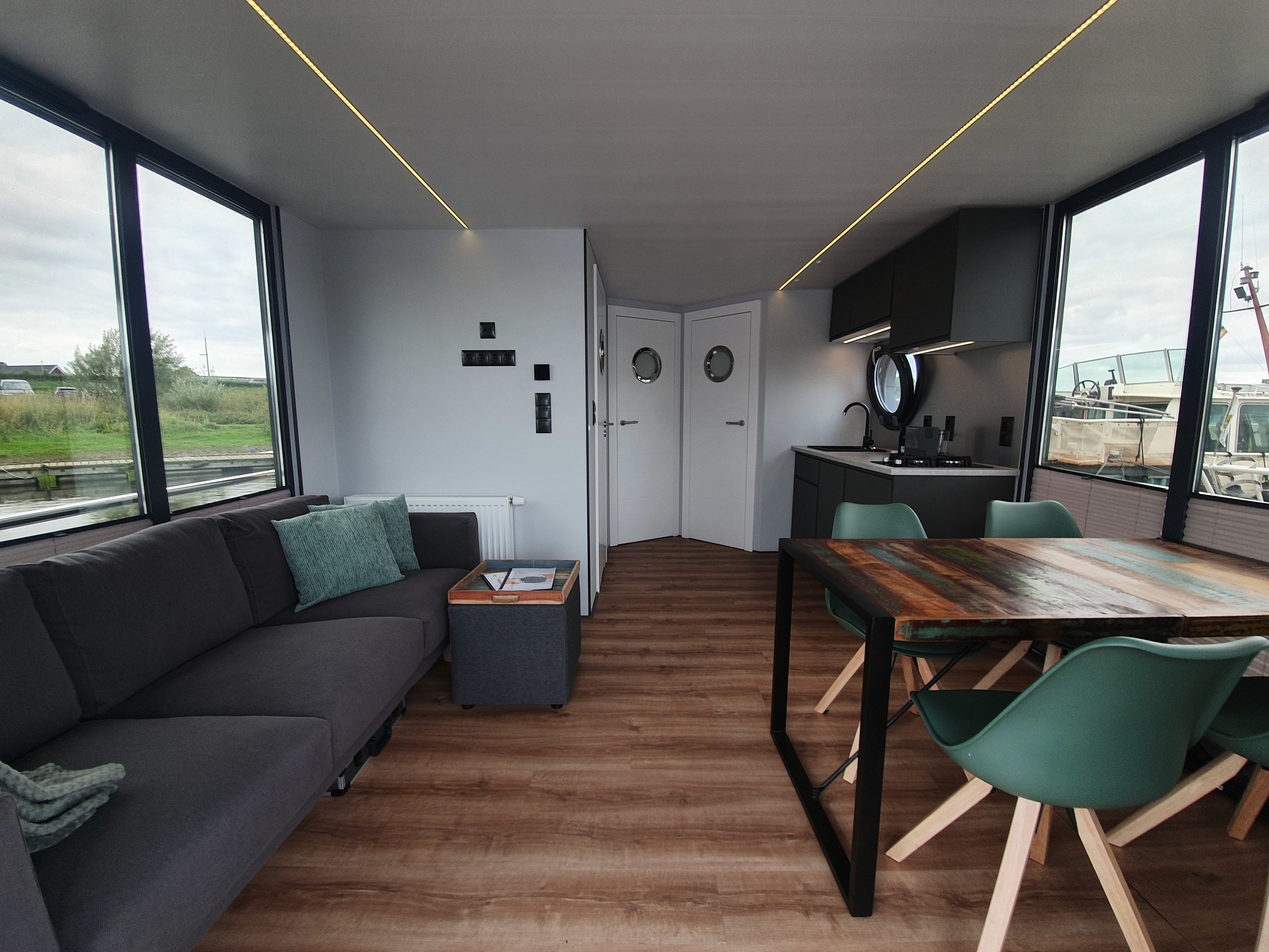 La Mare Houseboat Apartboat L - NEW