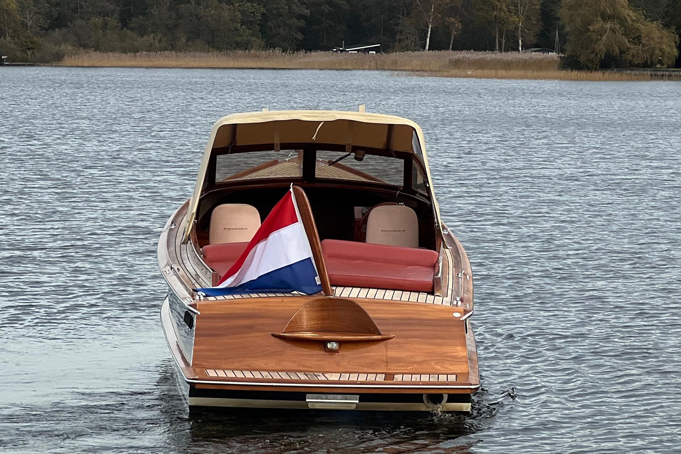 Brandaris Barkas 900 Suite