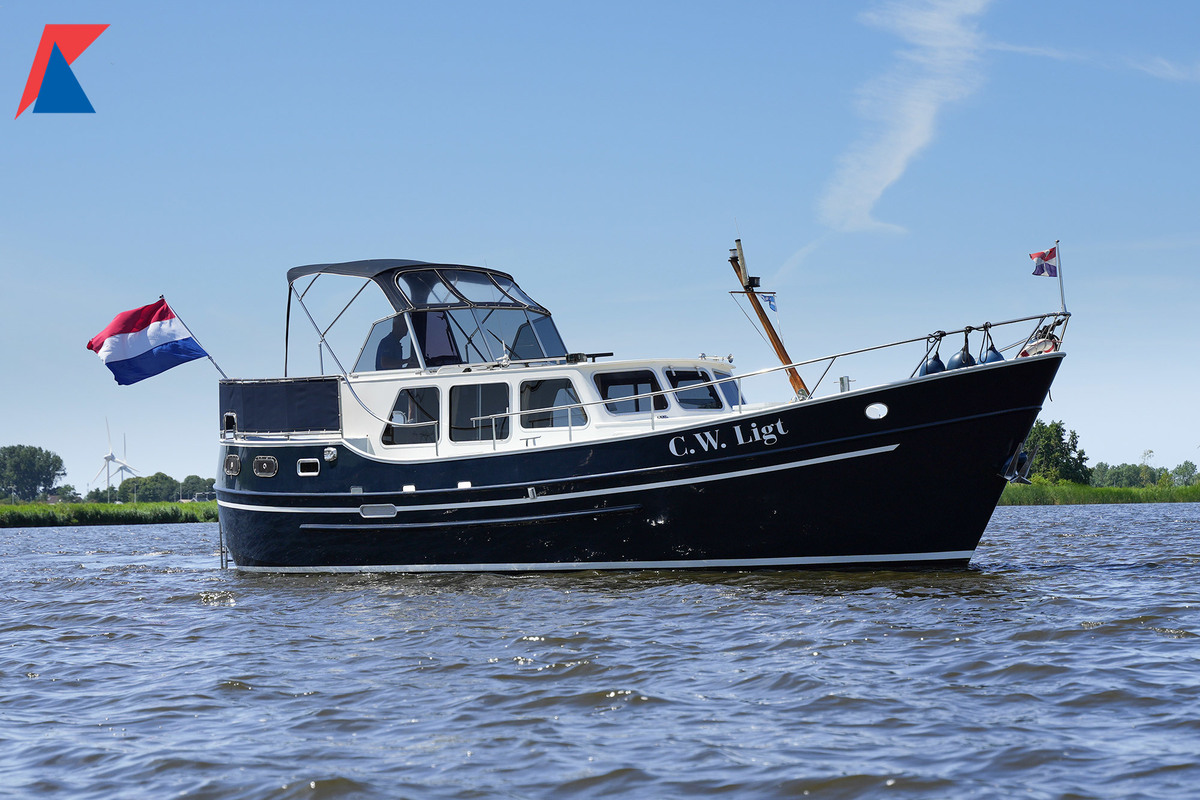 Motorkotter One Off hoofdfoto: 1