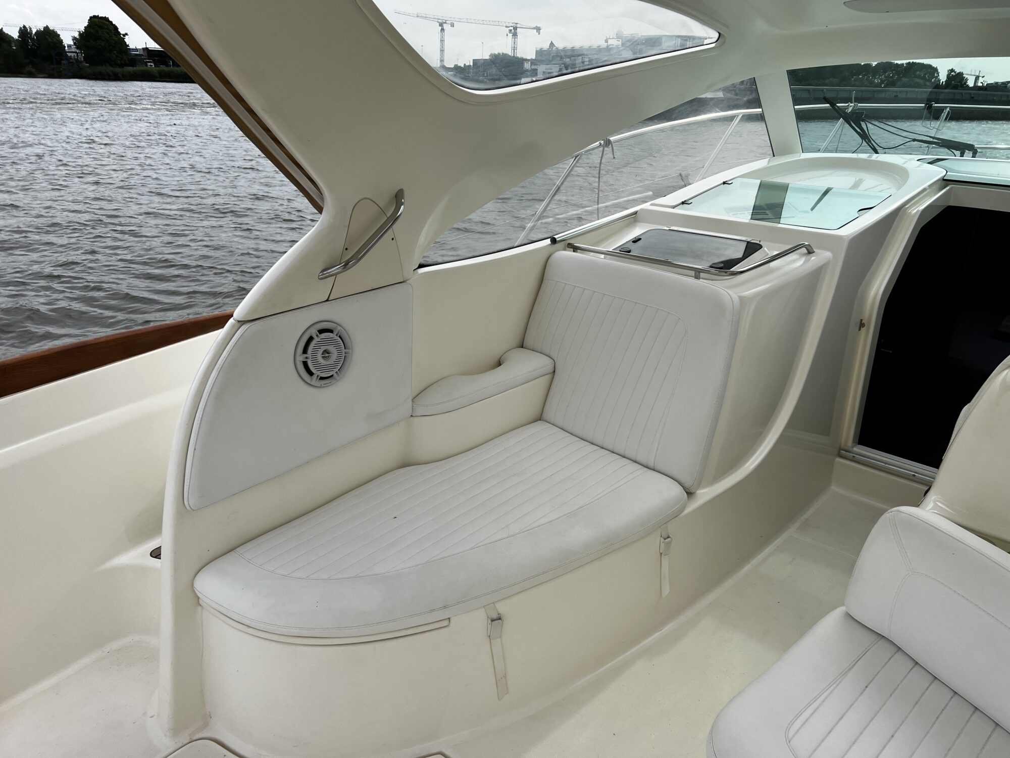 Jeanneau Prestige 34S HT
