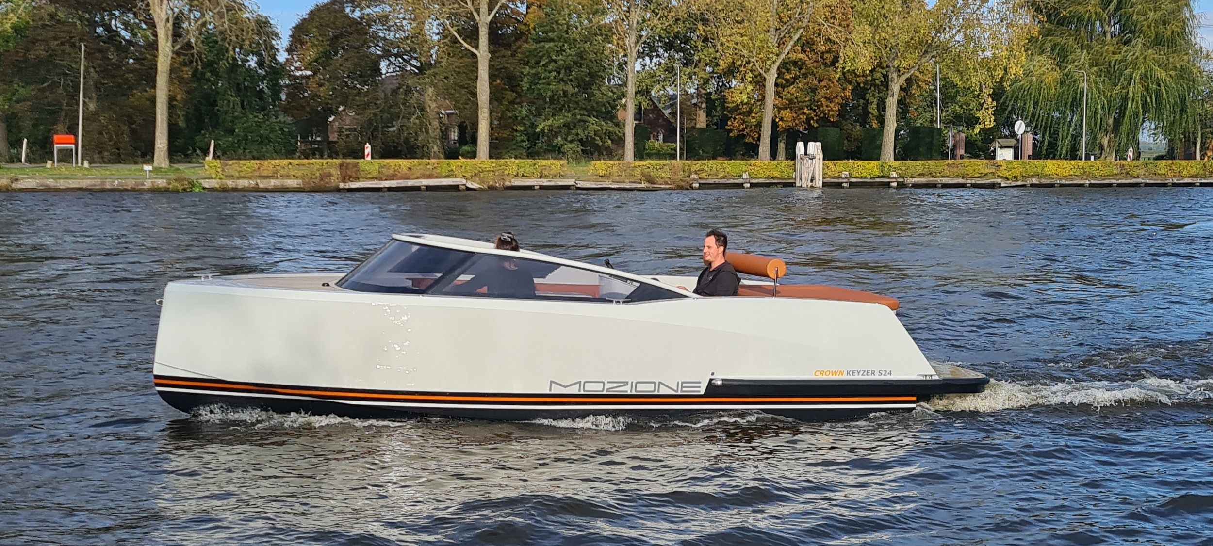 Crown Keyzer S24 hoofdfoto: 1