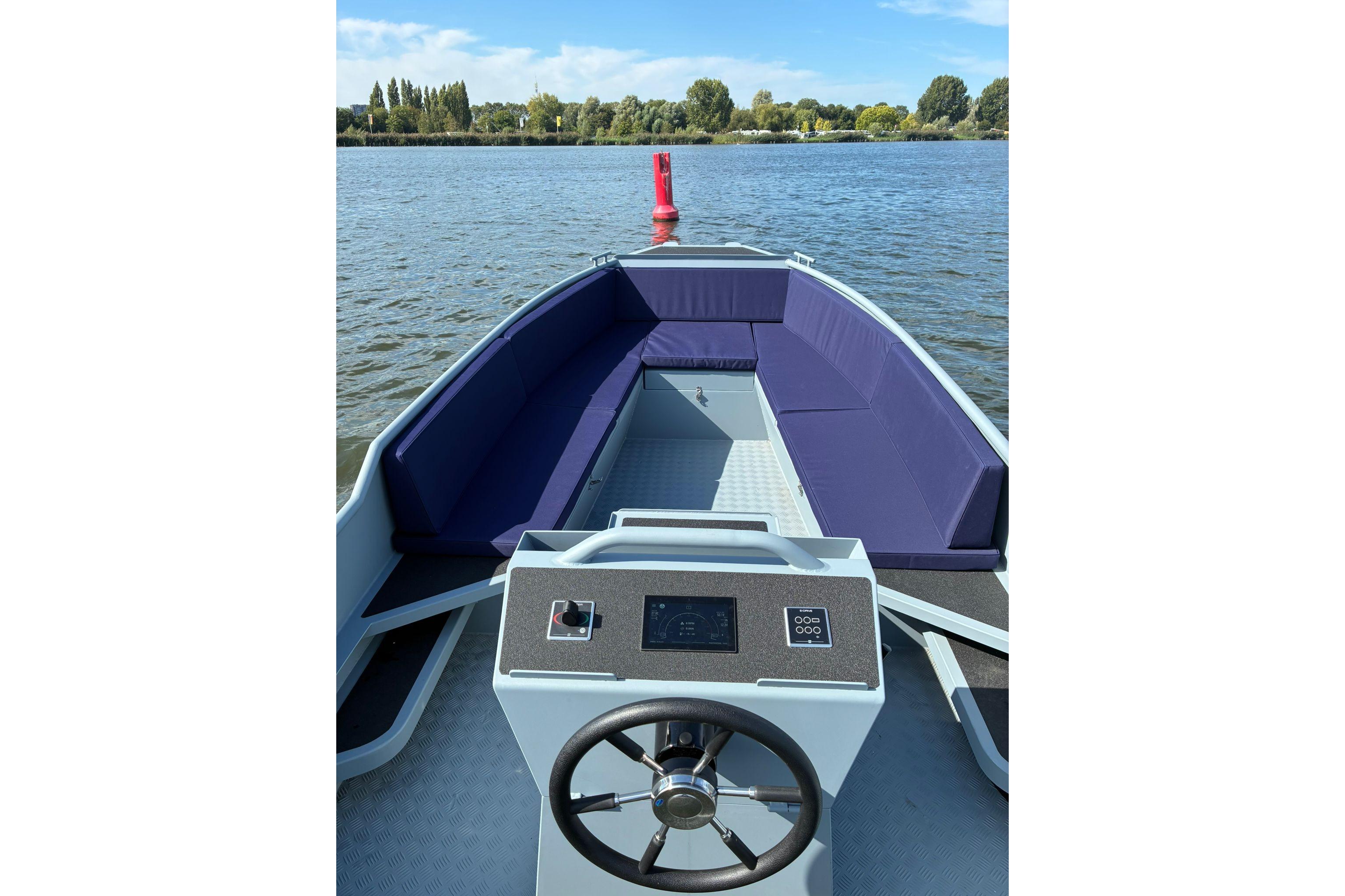 Stormer Tugboat 60
