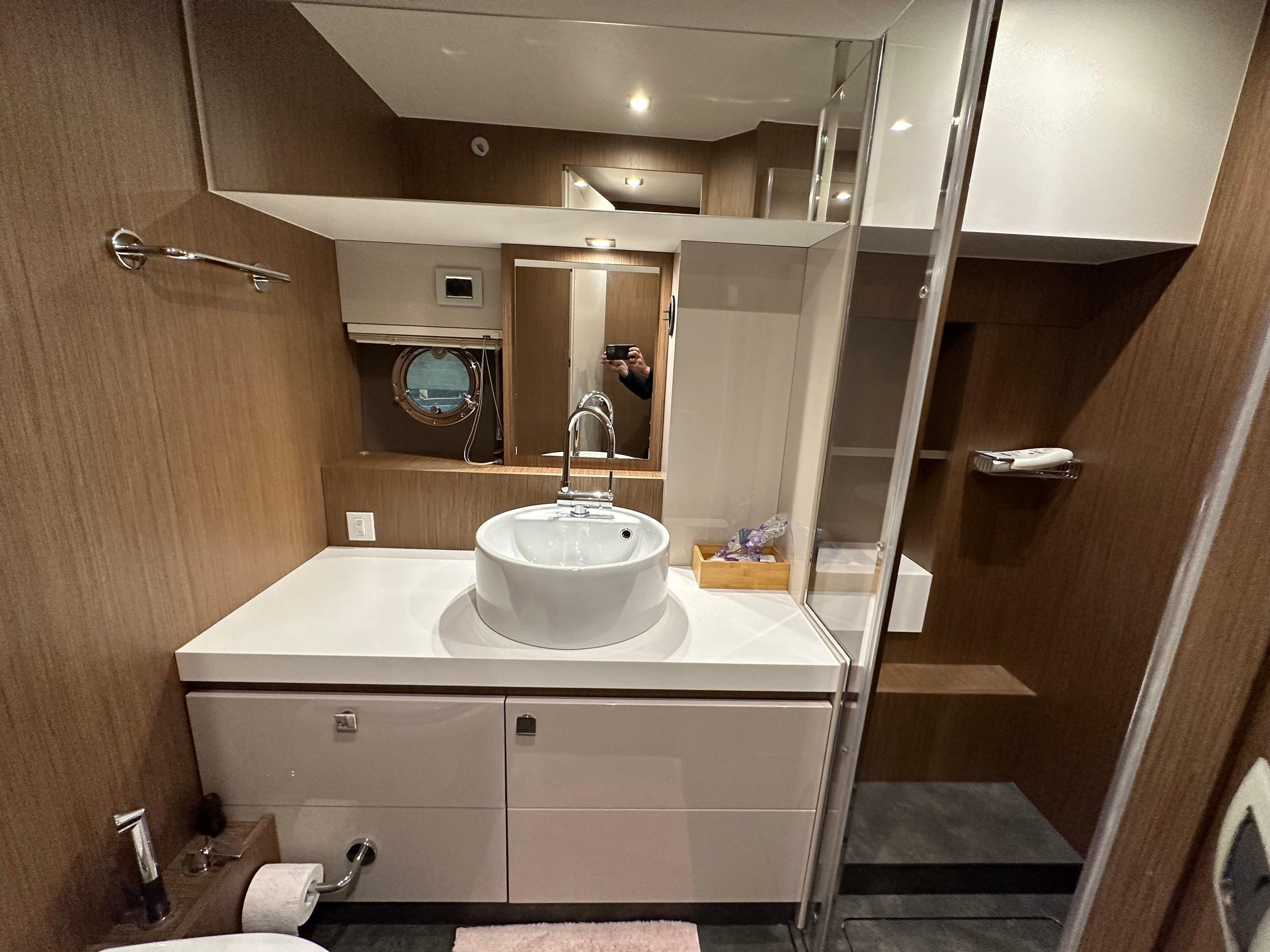 Cranchi T43 Eco Trawler Long Distance