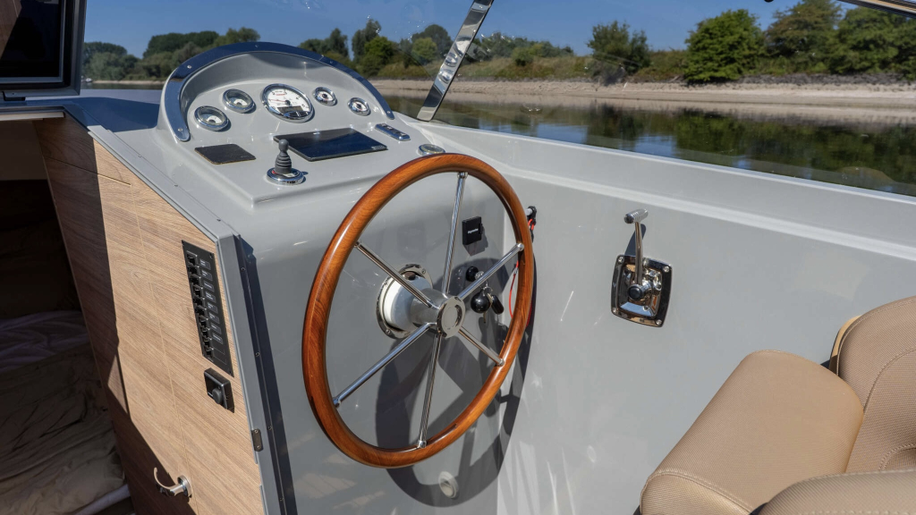 Antaris Seventy7 Cabin ( 2022)
