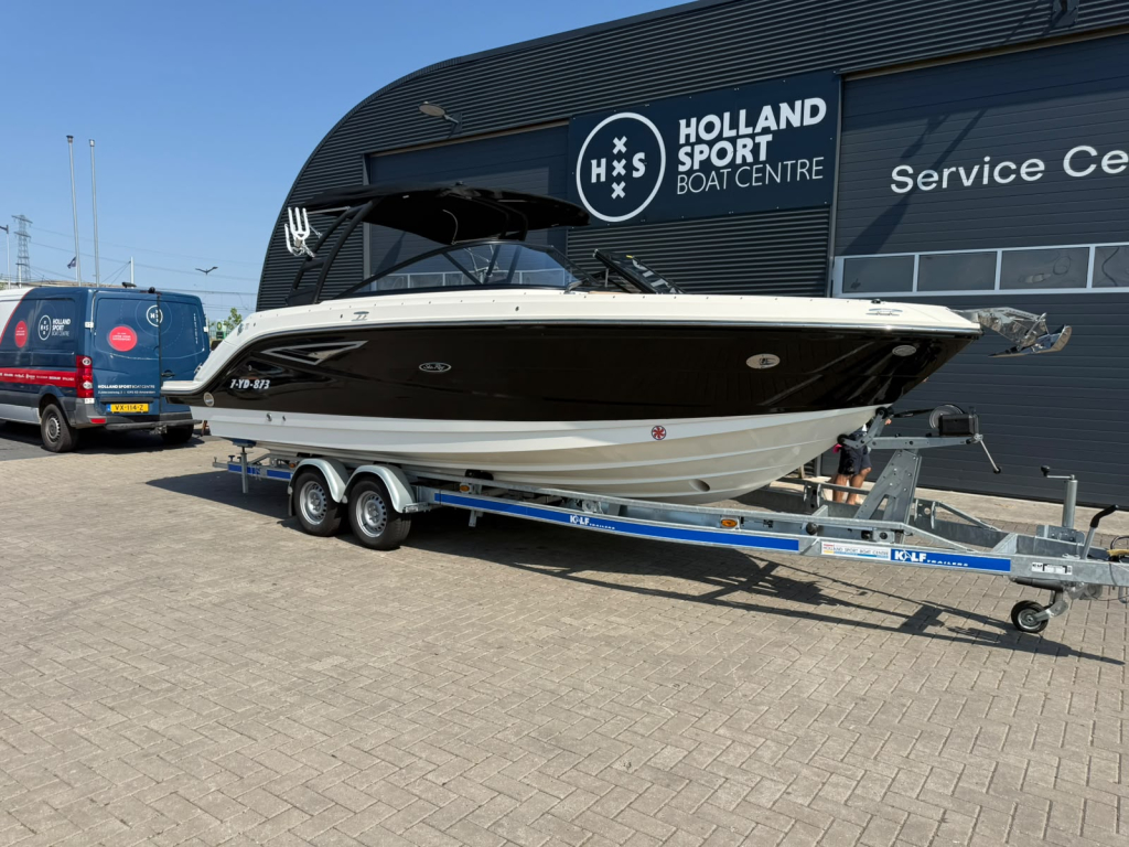 Sea Ray SLX 250