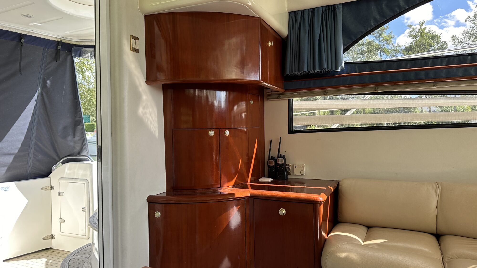 Fairline Phantom 40 Flybridge