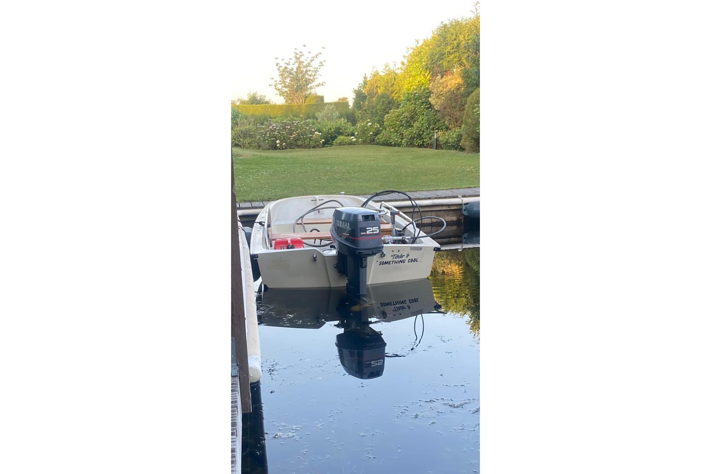 Boston Whaler 11 Sport