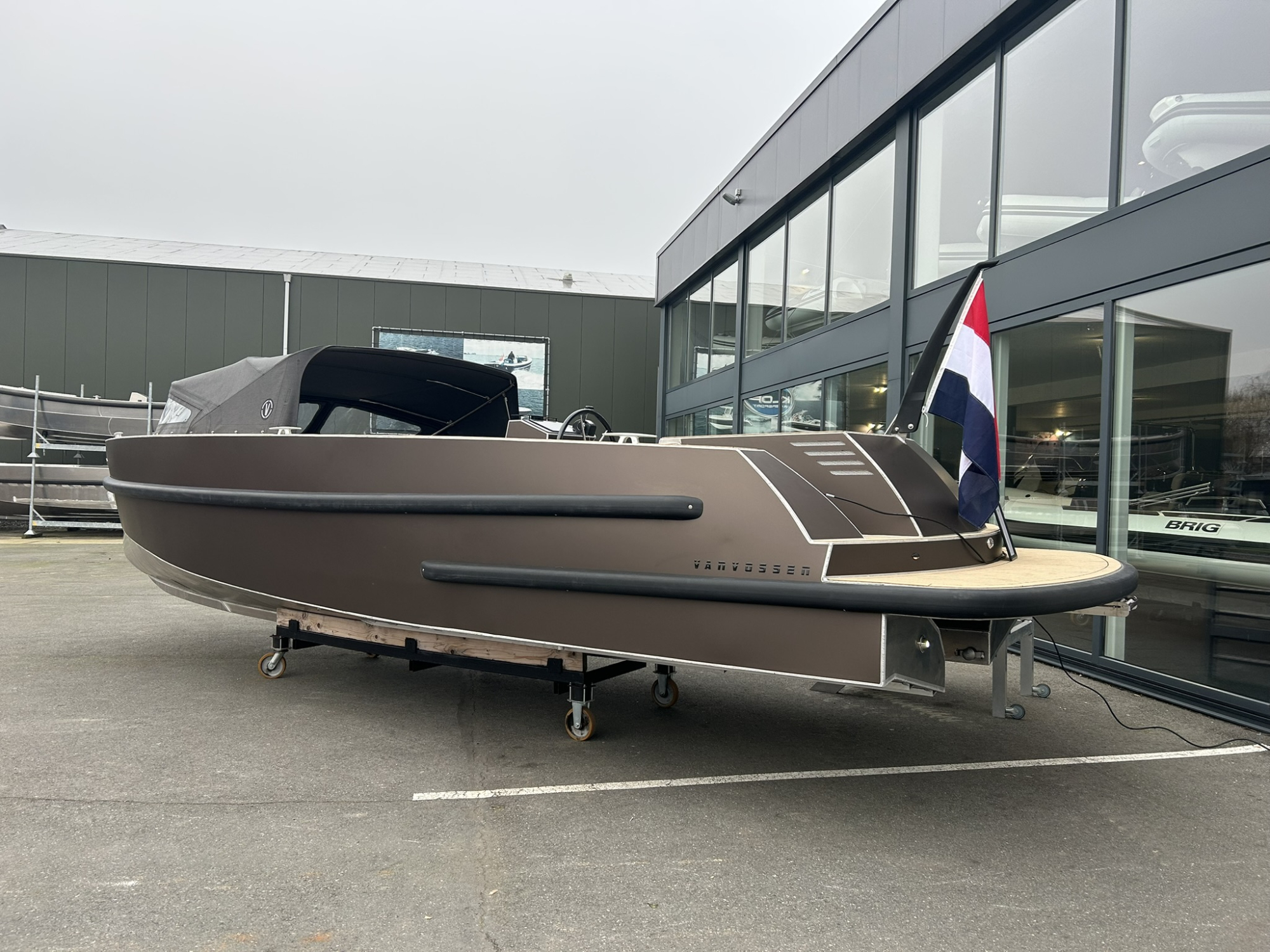 Van Vossen Tender 888 sport op voorraad