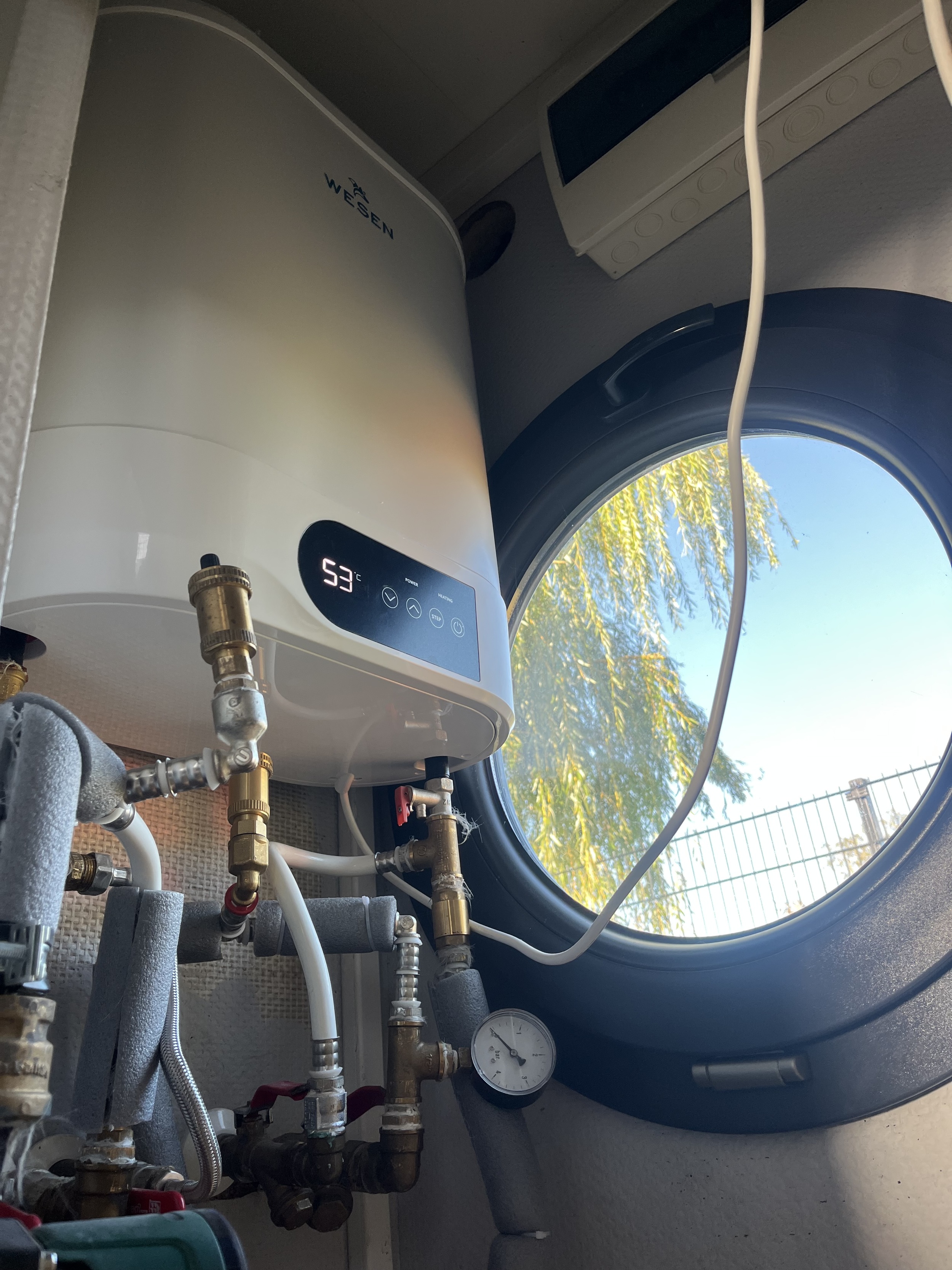 La Mare Apartboat (houseboat)