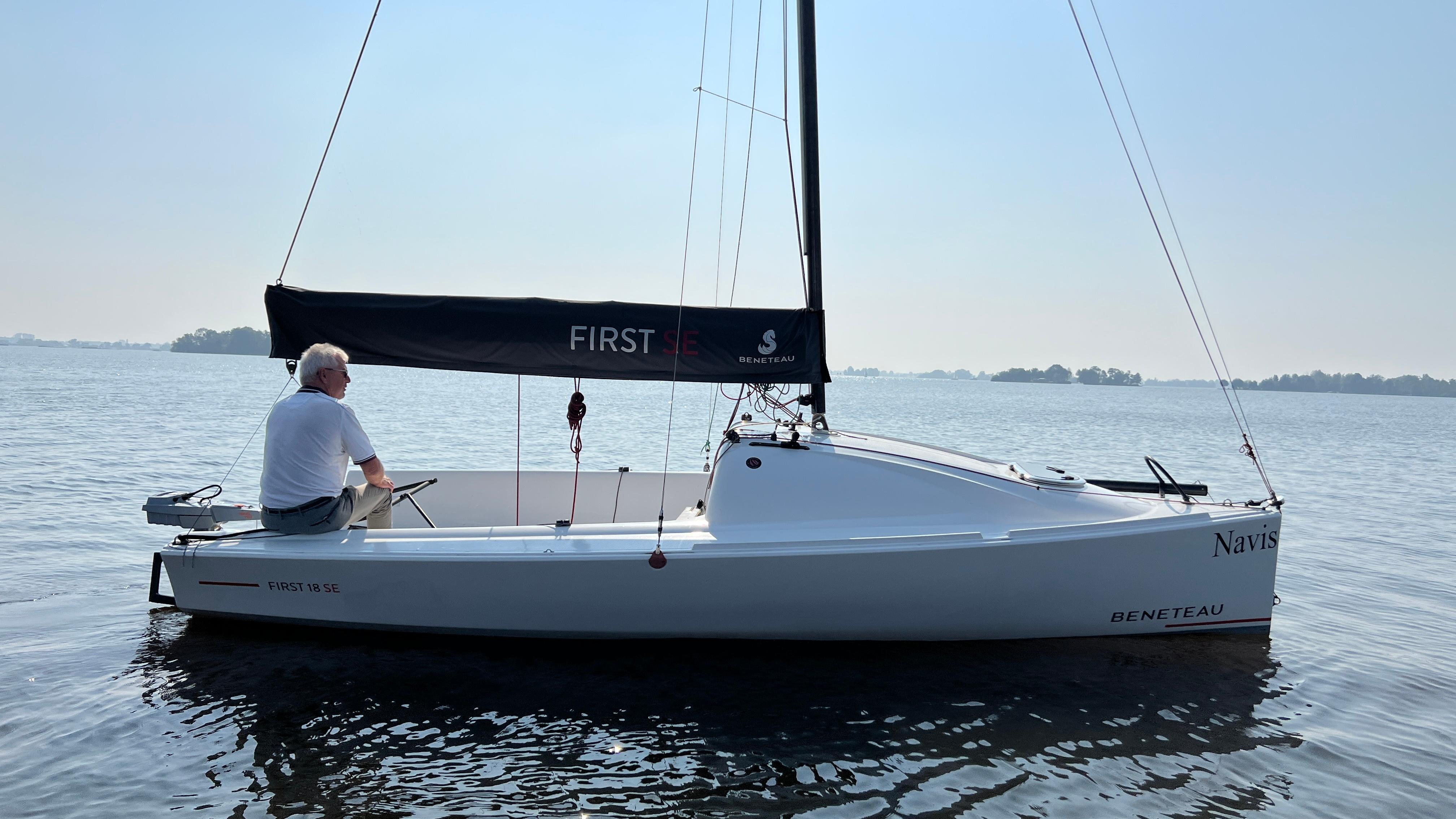 Beneteau First 18 SE hoofdfoto: 1